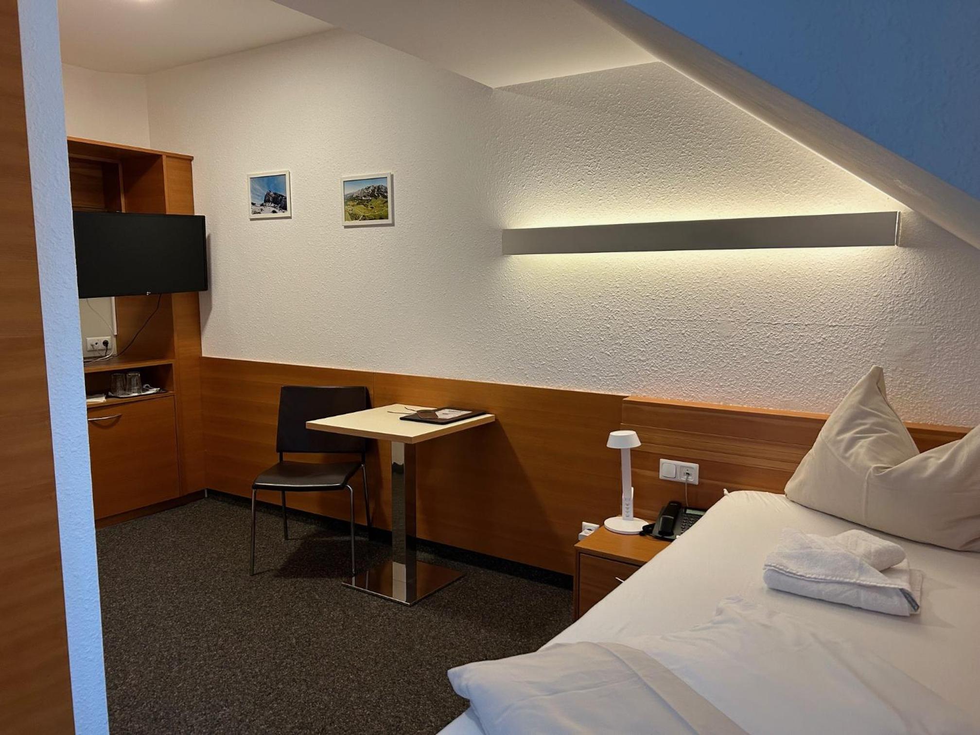 Single Room photo 1