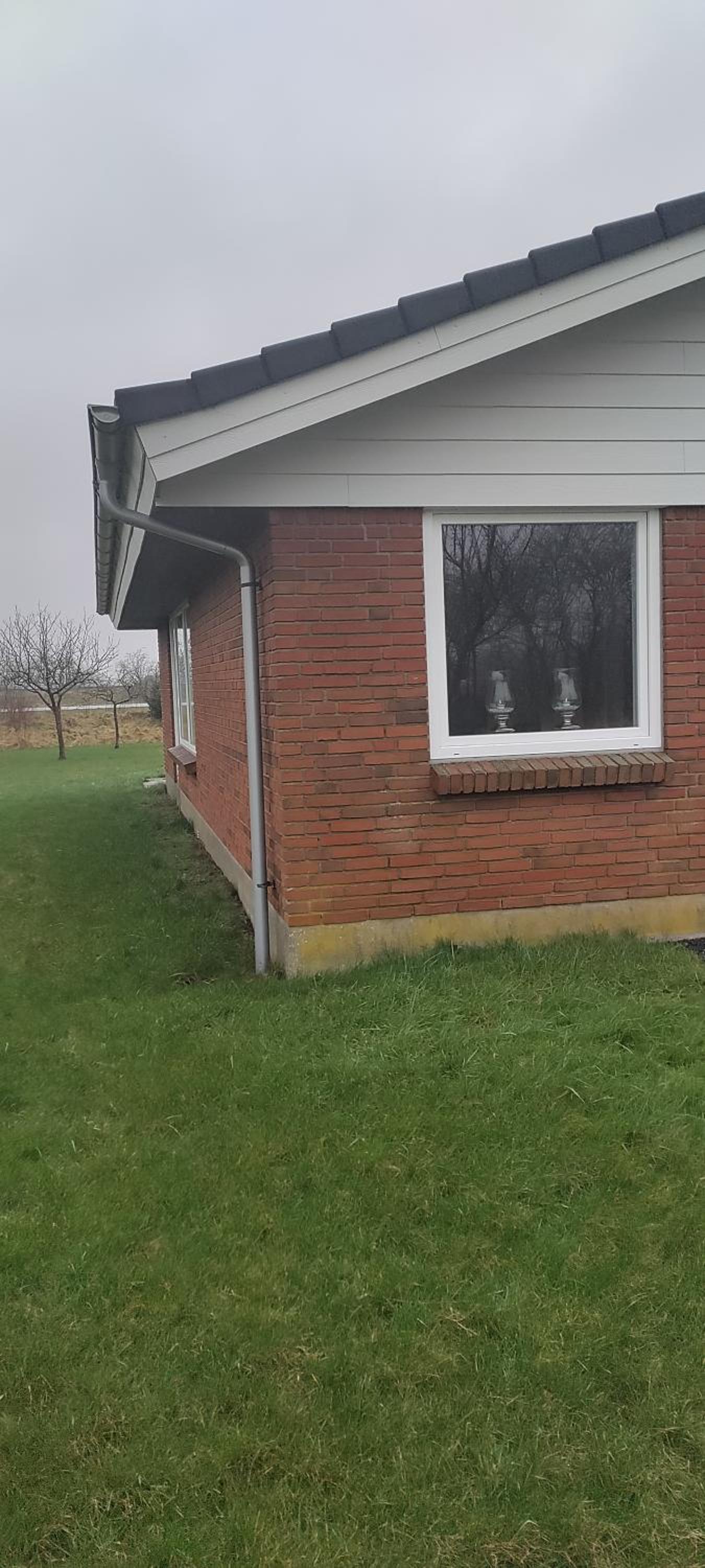 Two-Bedroom House photo 3