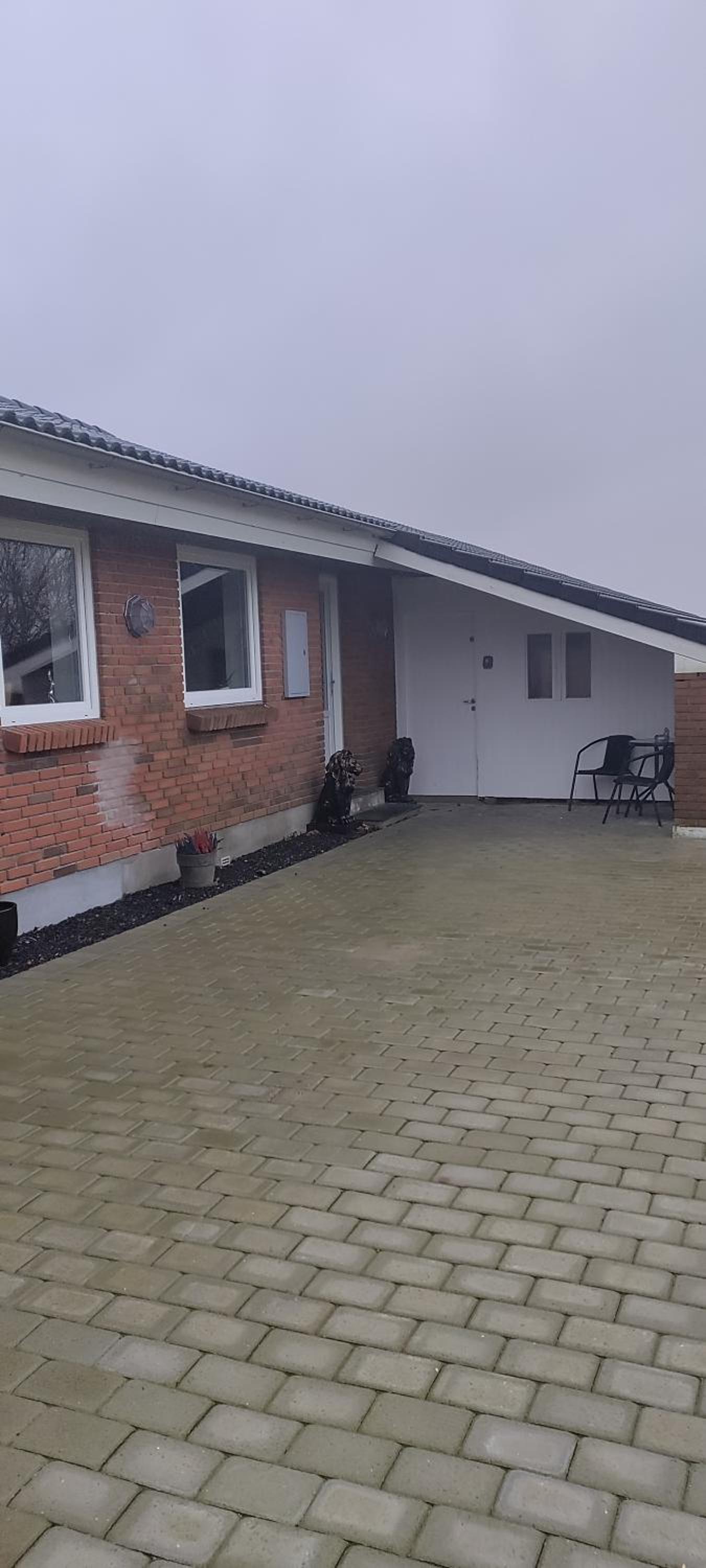 Two-Bedroom House photo 2