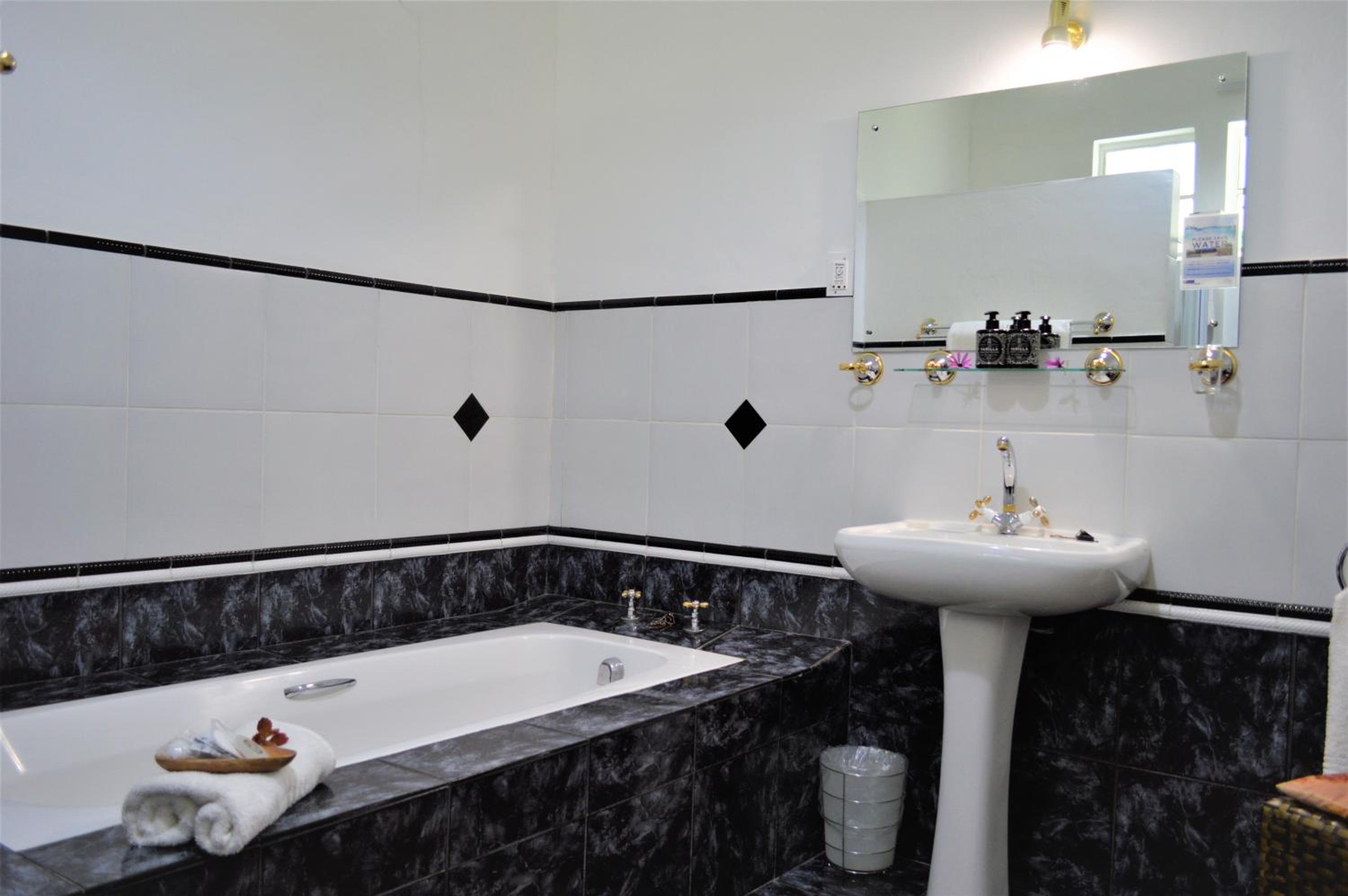 Luxury Double or Twin Room - Photo 5