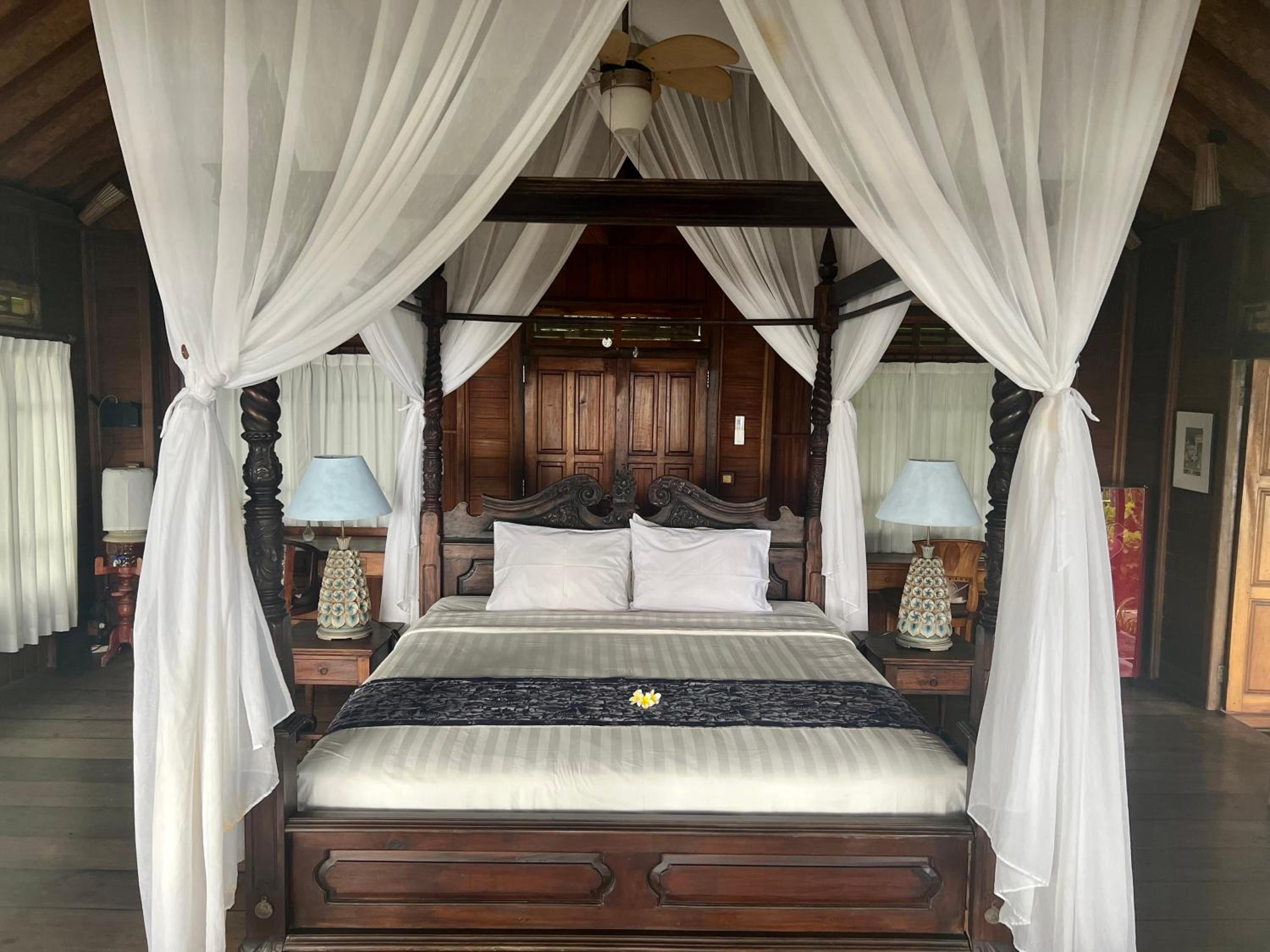 Double Room with Balcony - Photo 7