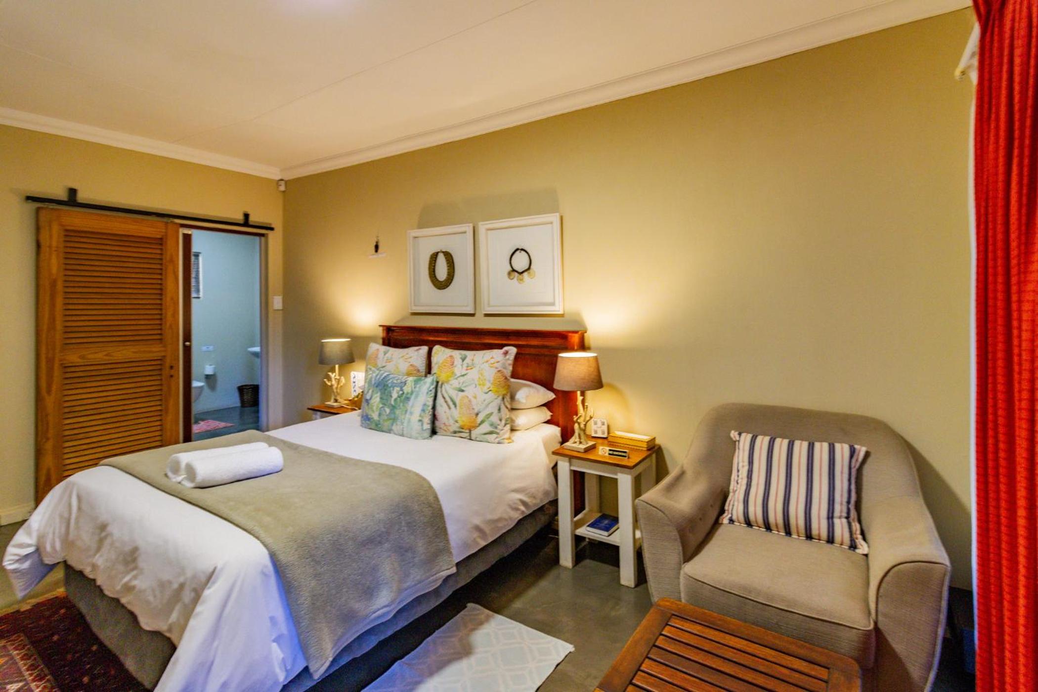 Standard Double Room photo 2