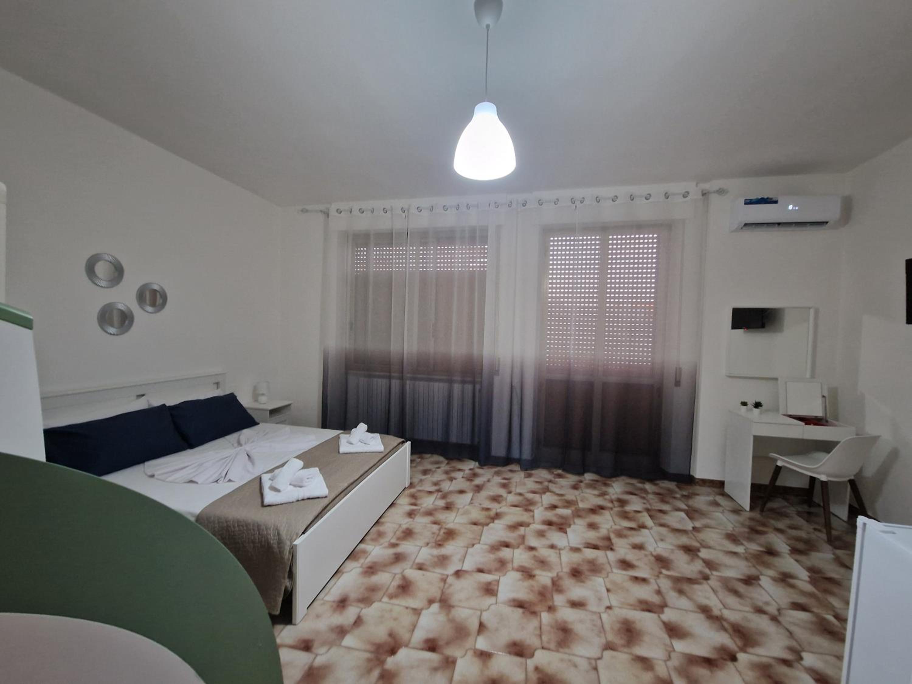 Family Room photo 2