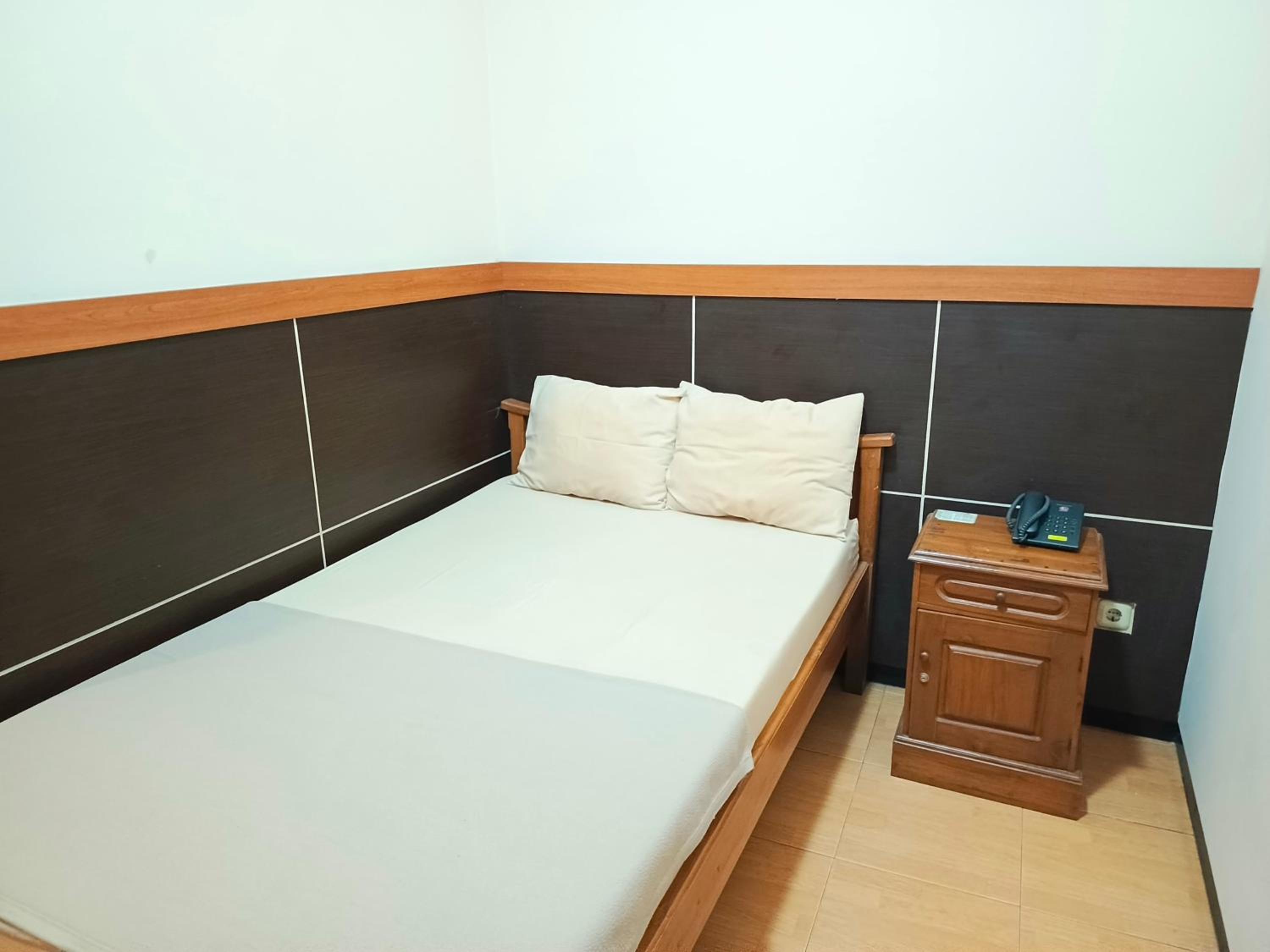 Standard Double Room photo 3