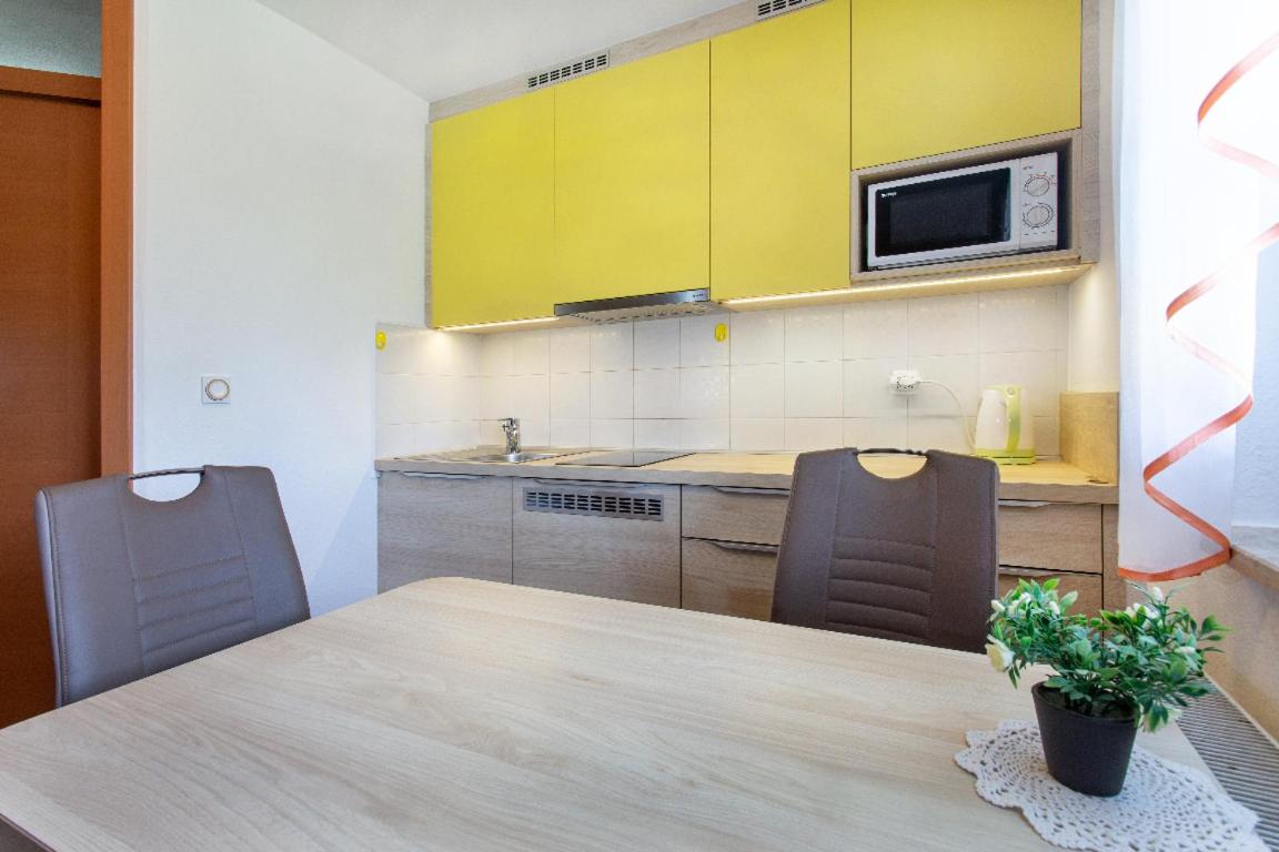 One-Bedroom Apartment (3 Adults + 1 Child) - Photo 5