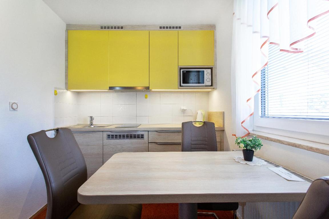 One-Bedroom Apartment (3 Adults + 1 Child) - Photo 4