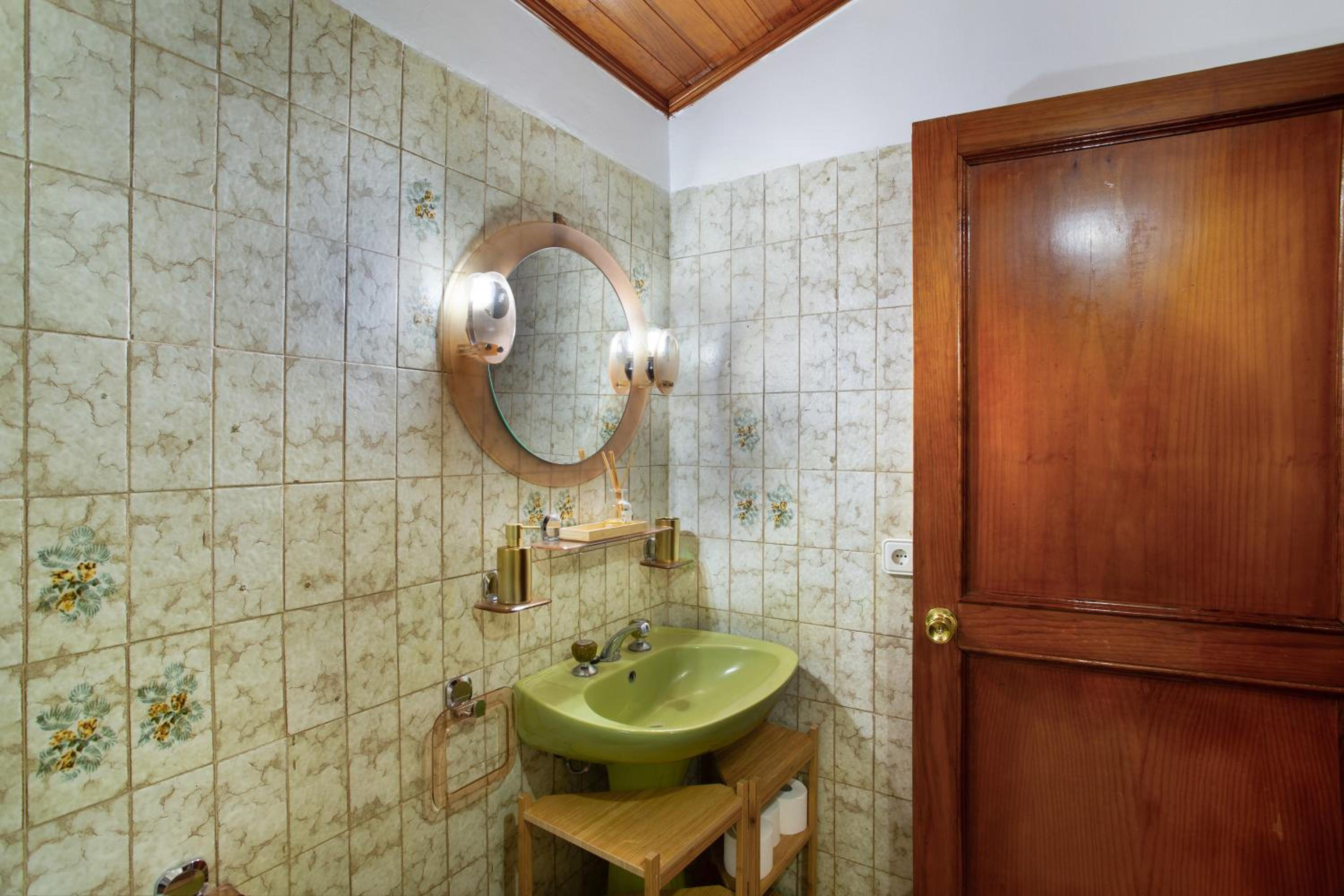 Two-Bedroom House photo 3