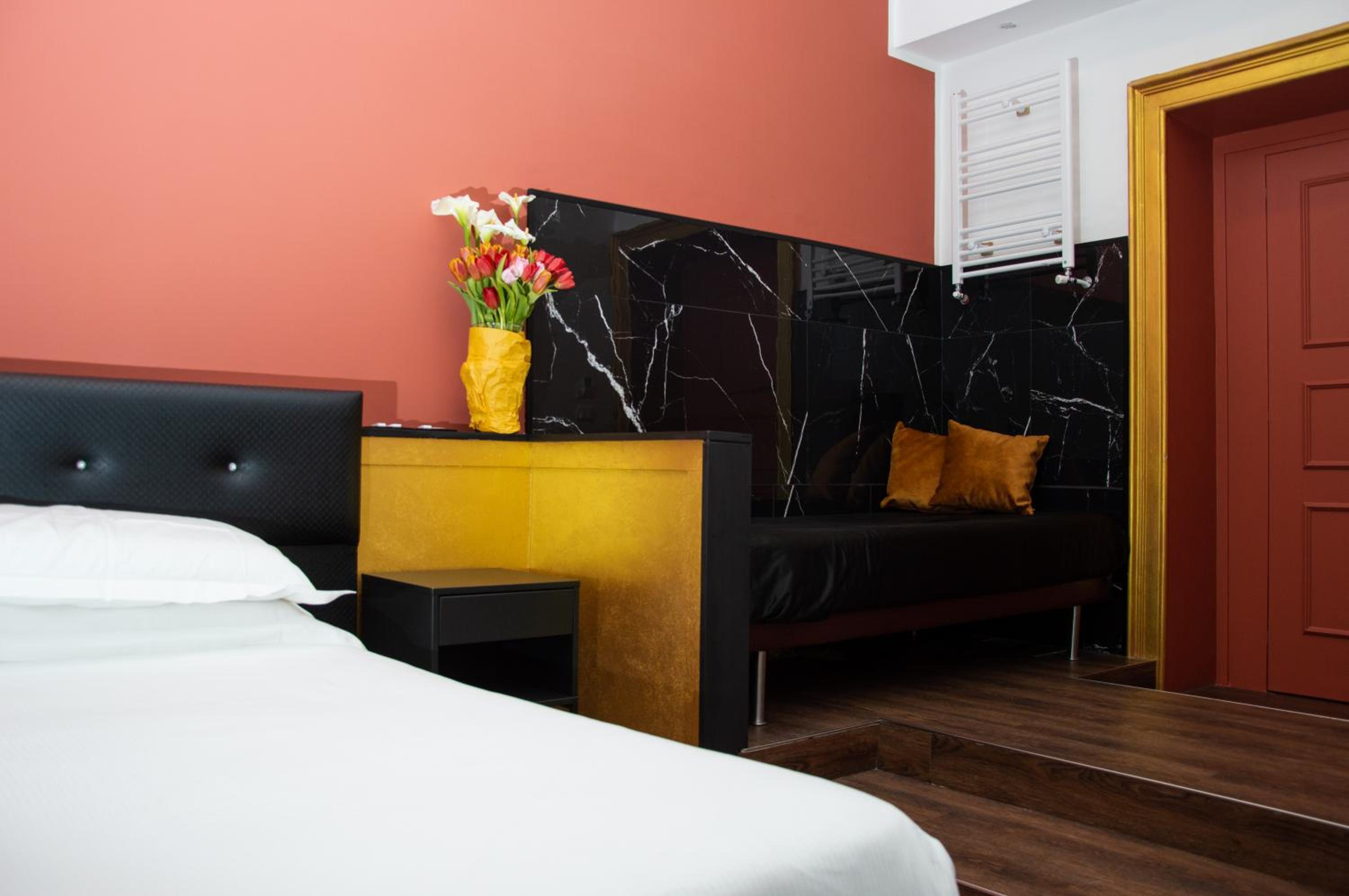 Double Room with Extra Bed photo 2