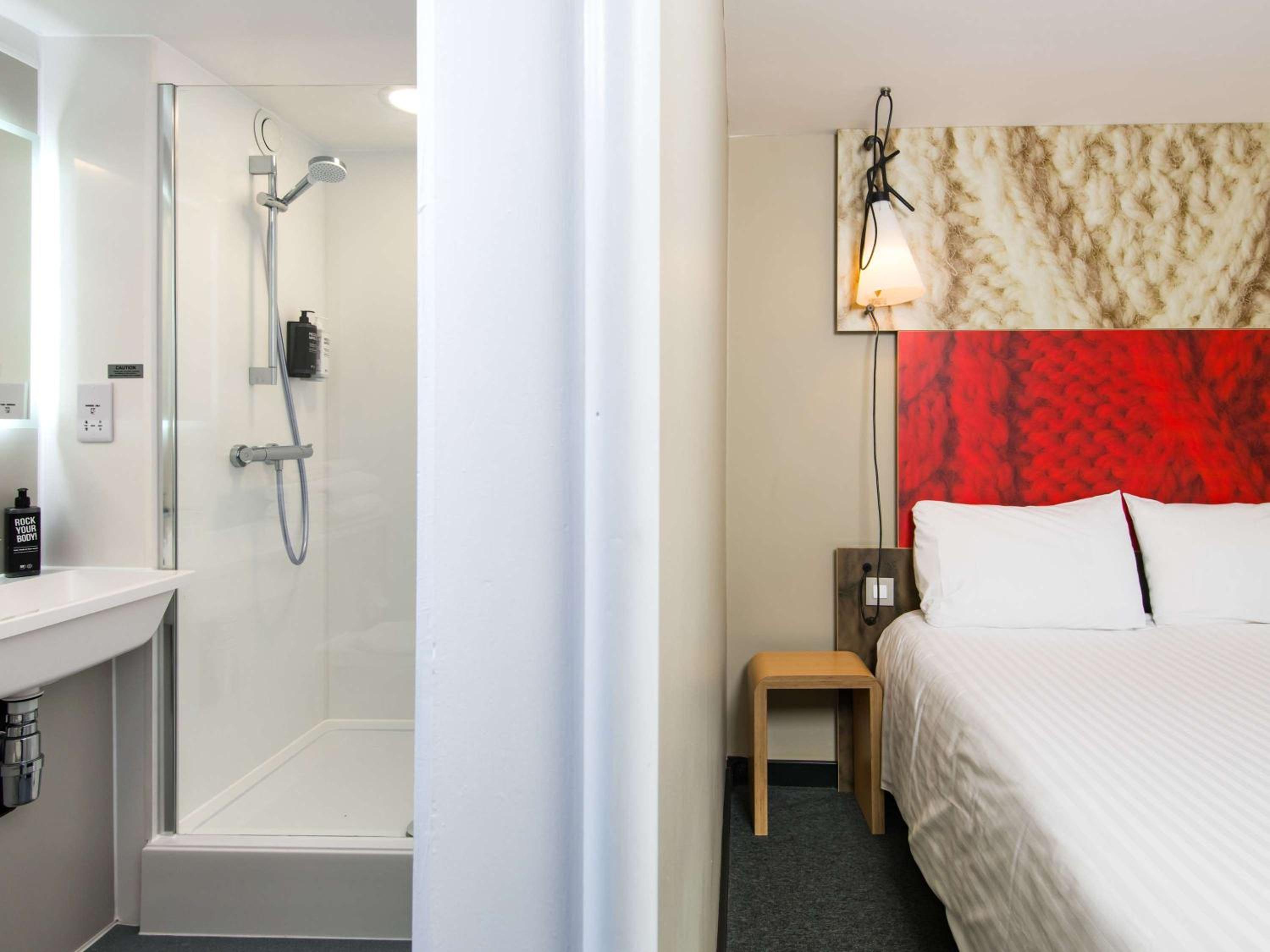 Double Room - Photo 5