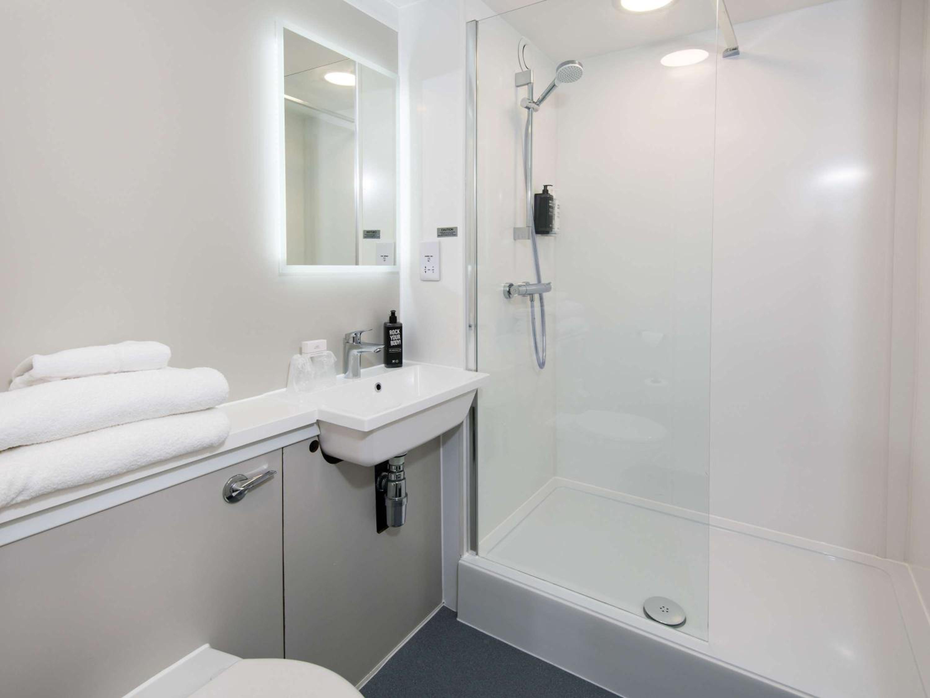 Double Room - Photo 2