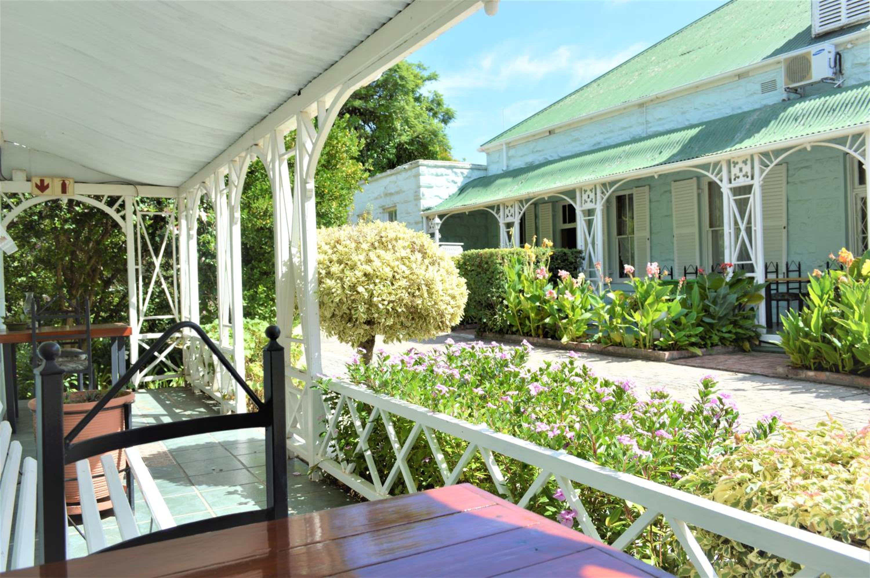 Standard Double Room - Photo 3