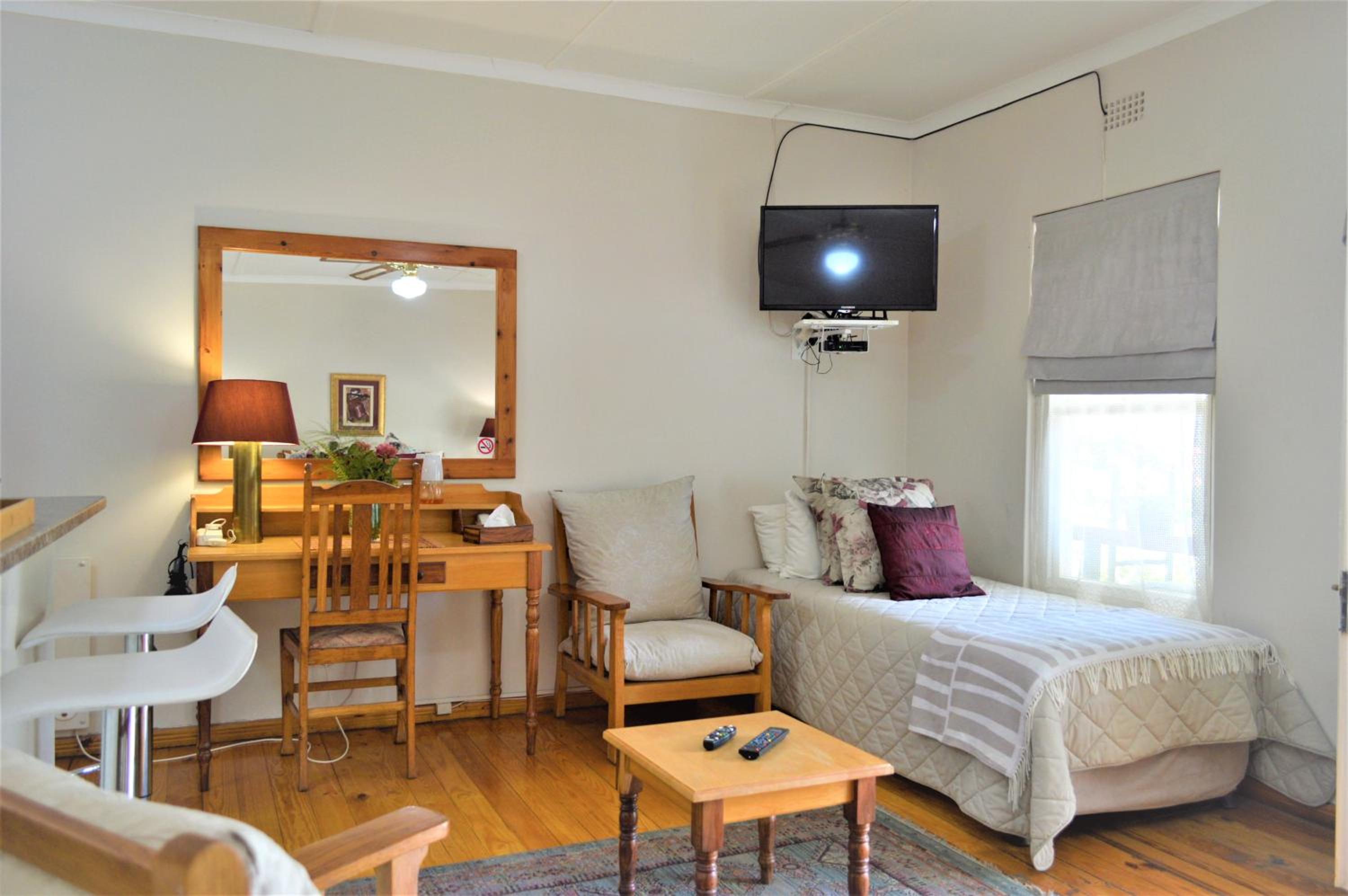 Standard Double Room - Photo 5