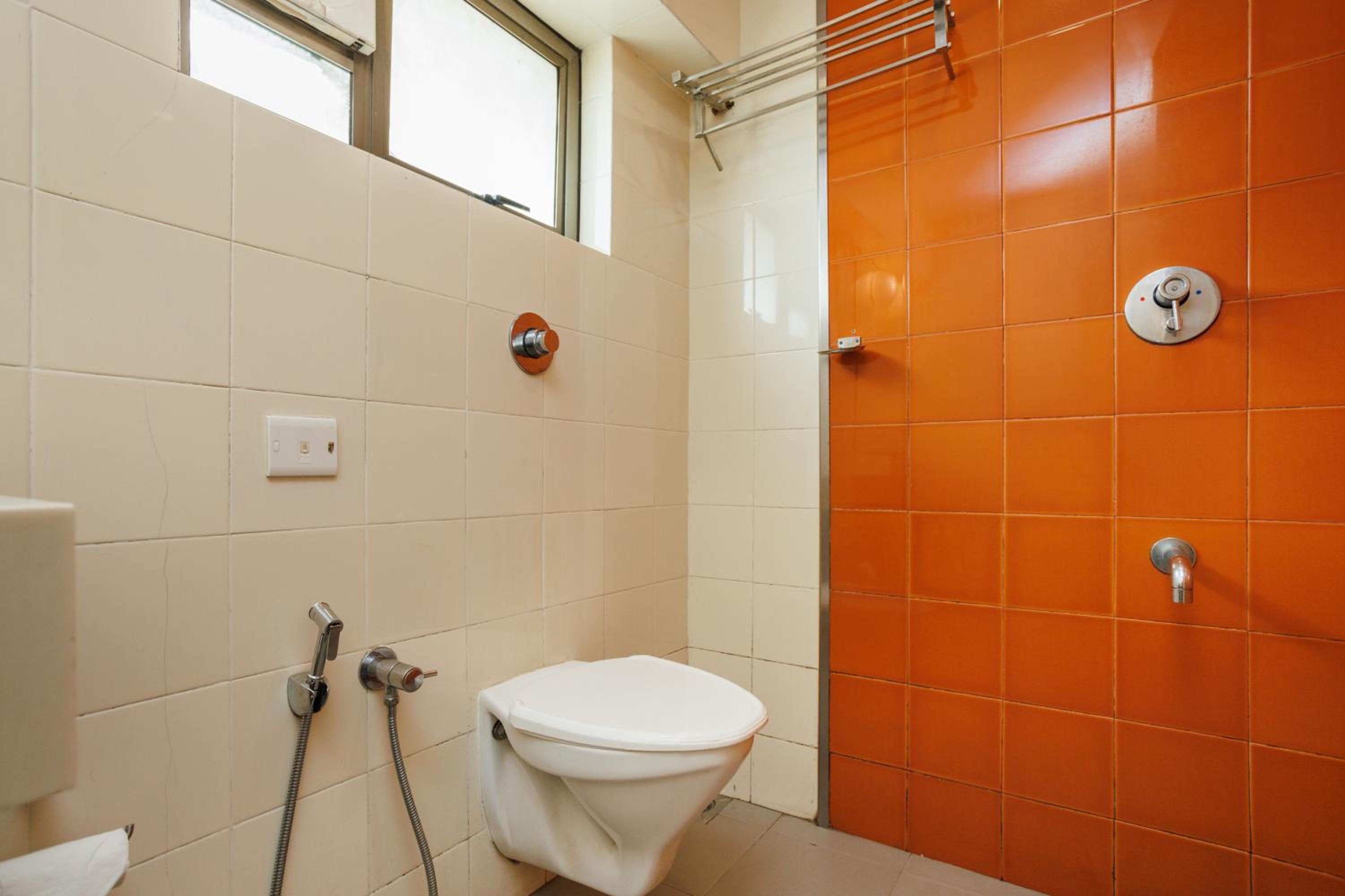Standard Double Room - Photo 2