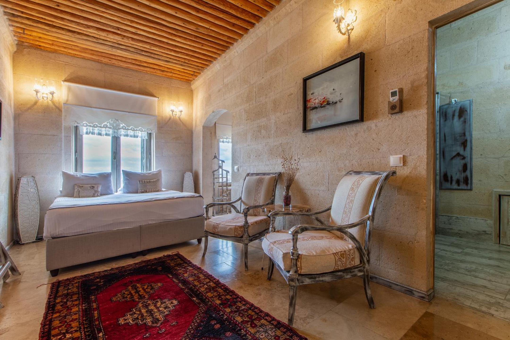 Deluxe Double or Twin Room with Mountain View - Photo 5