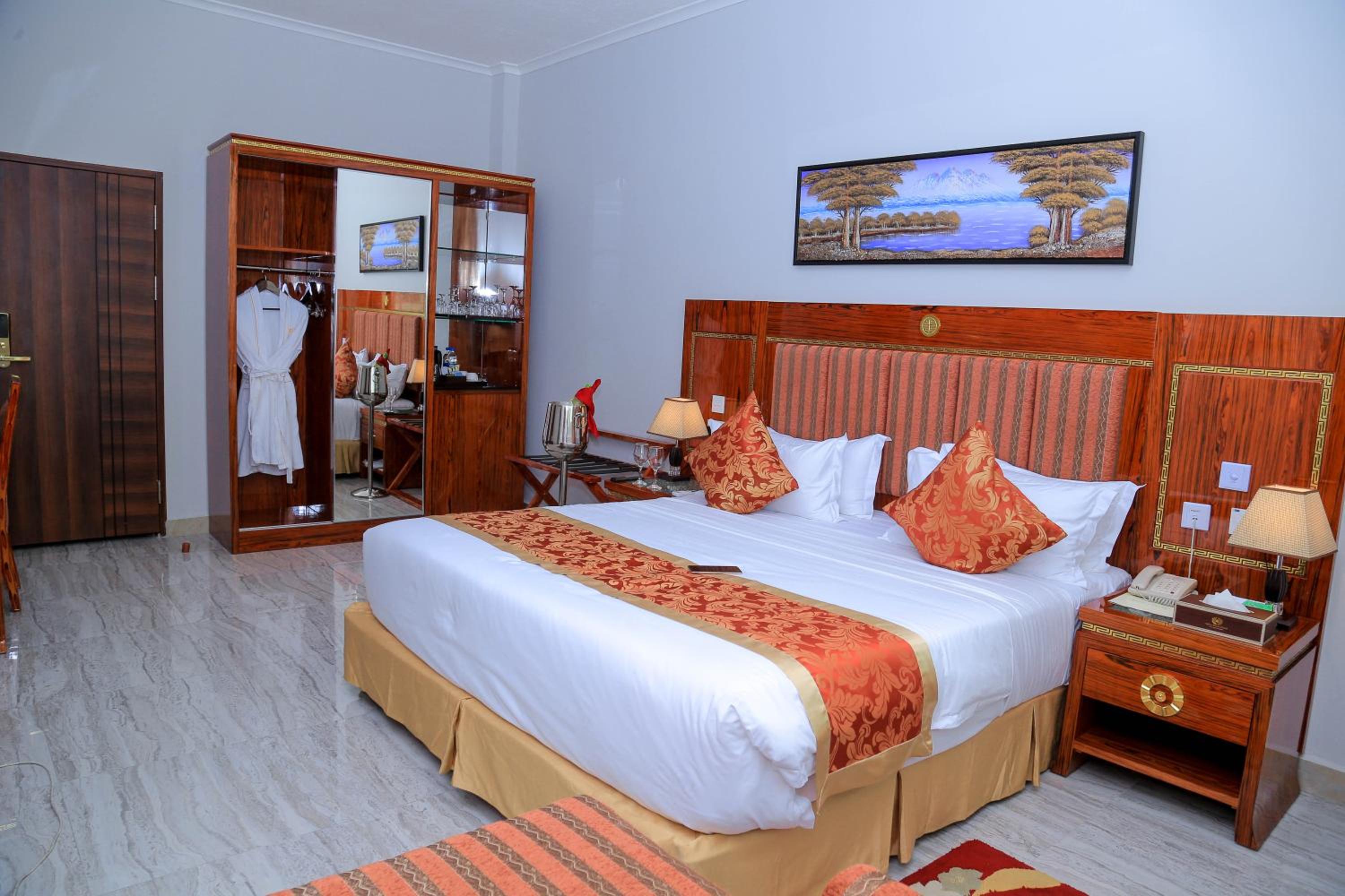 Executive Suite photo 2