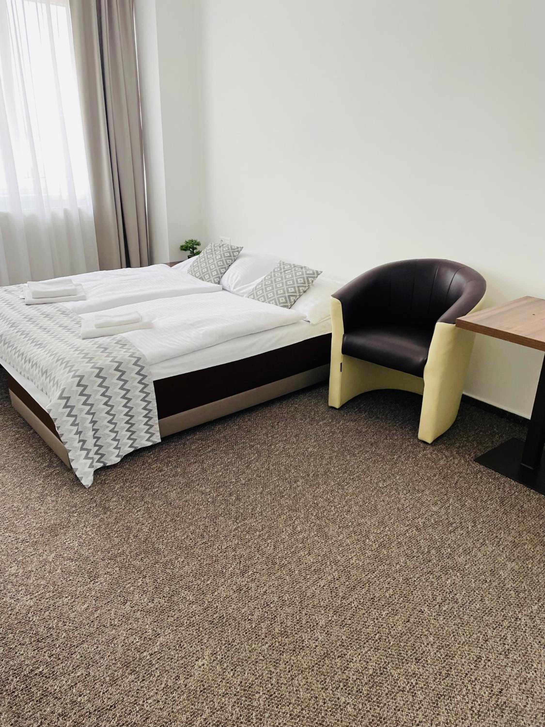 Apartment photo 3