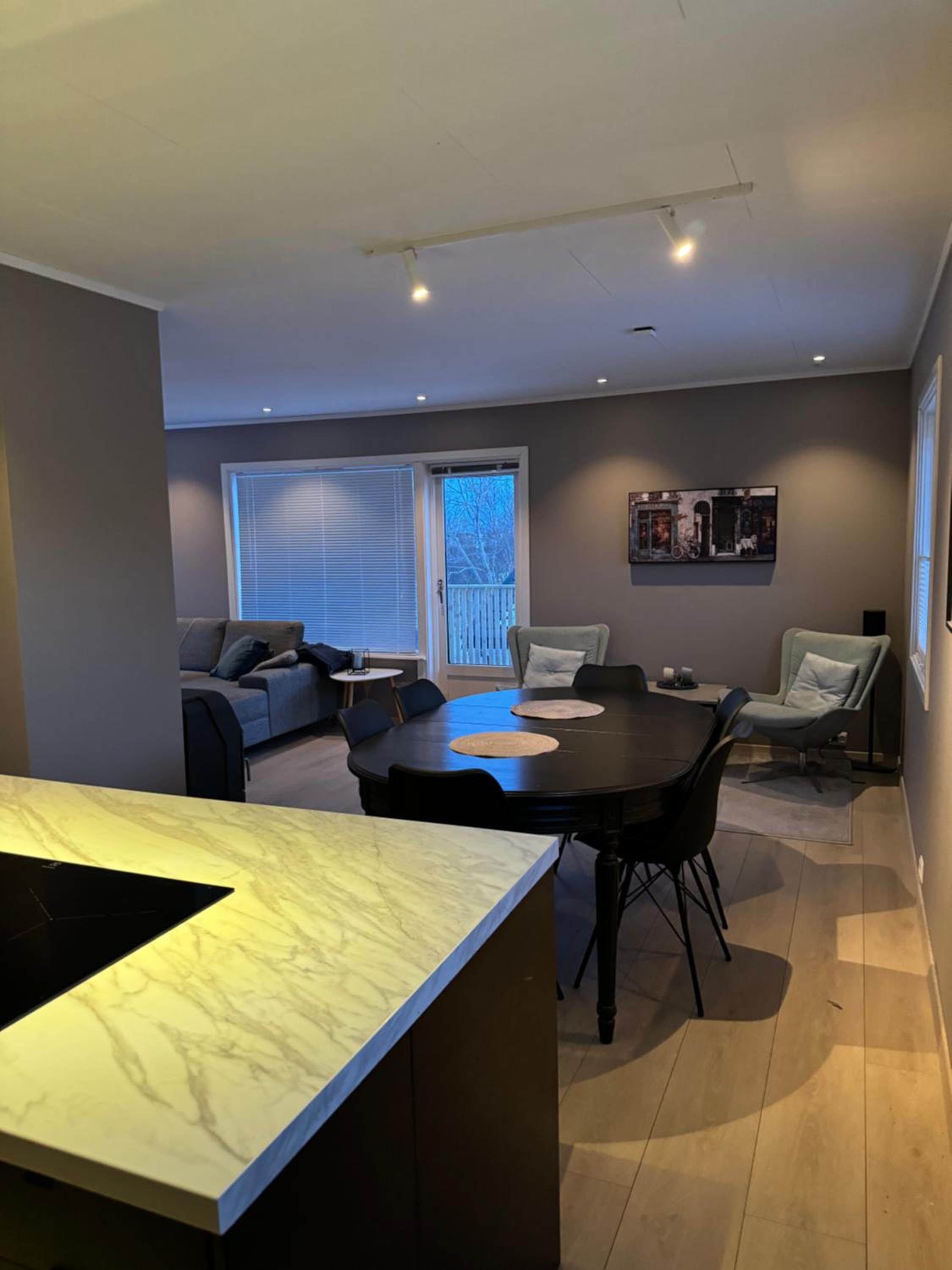 Three-Bedroom Apartment photo 1