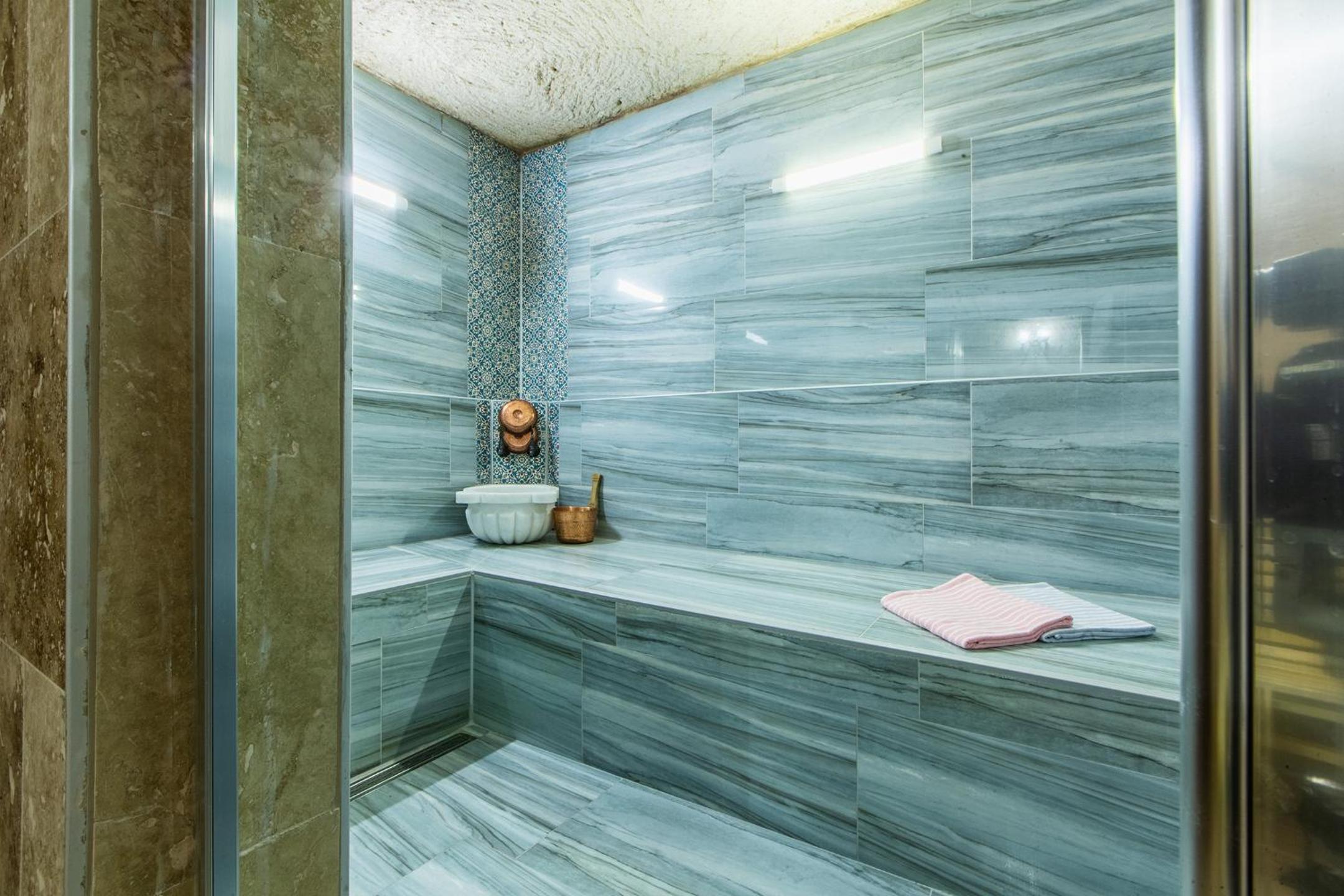 Suite with Sauna - Photo 4