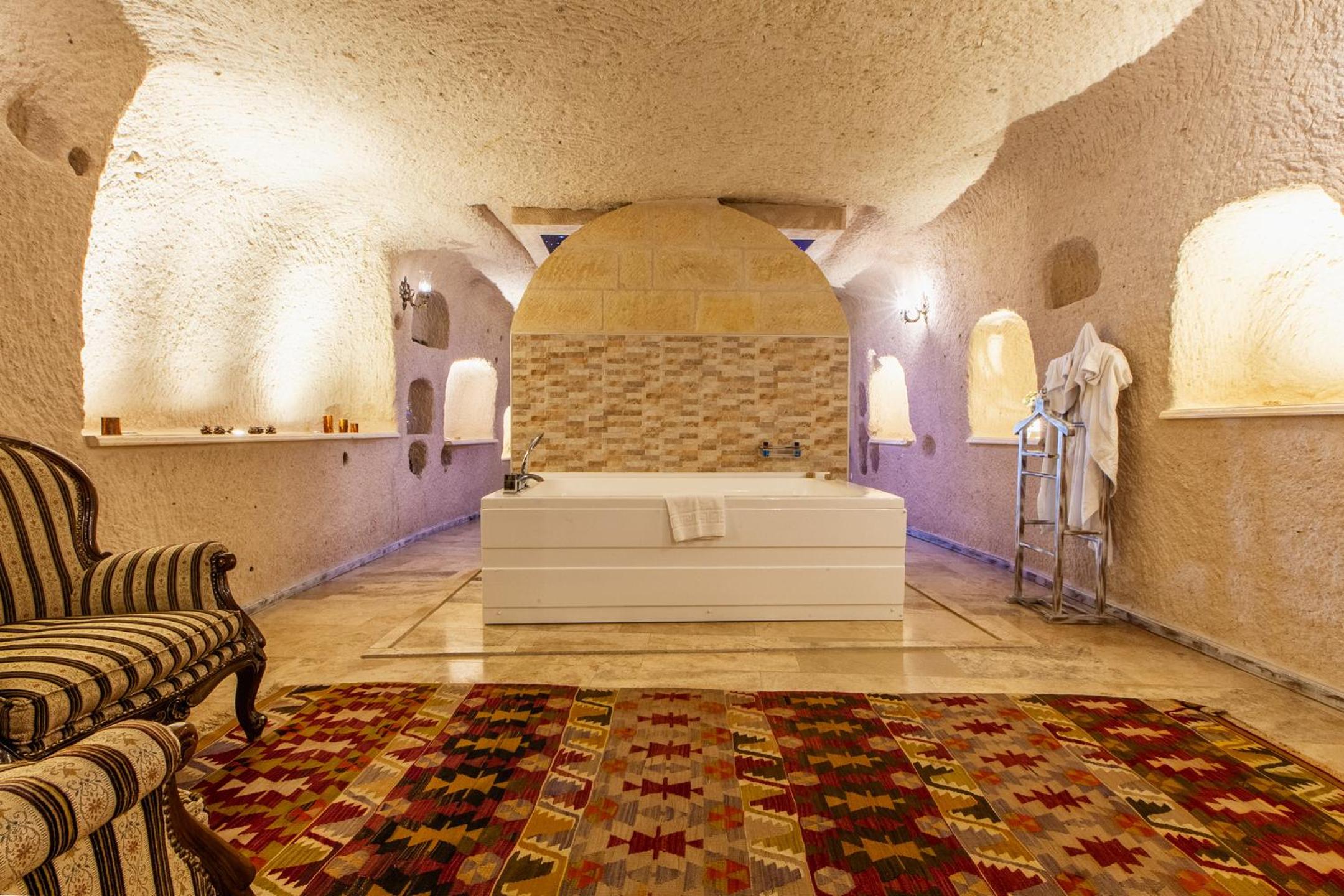 Suite with Sauna - Photo 3