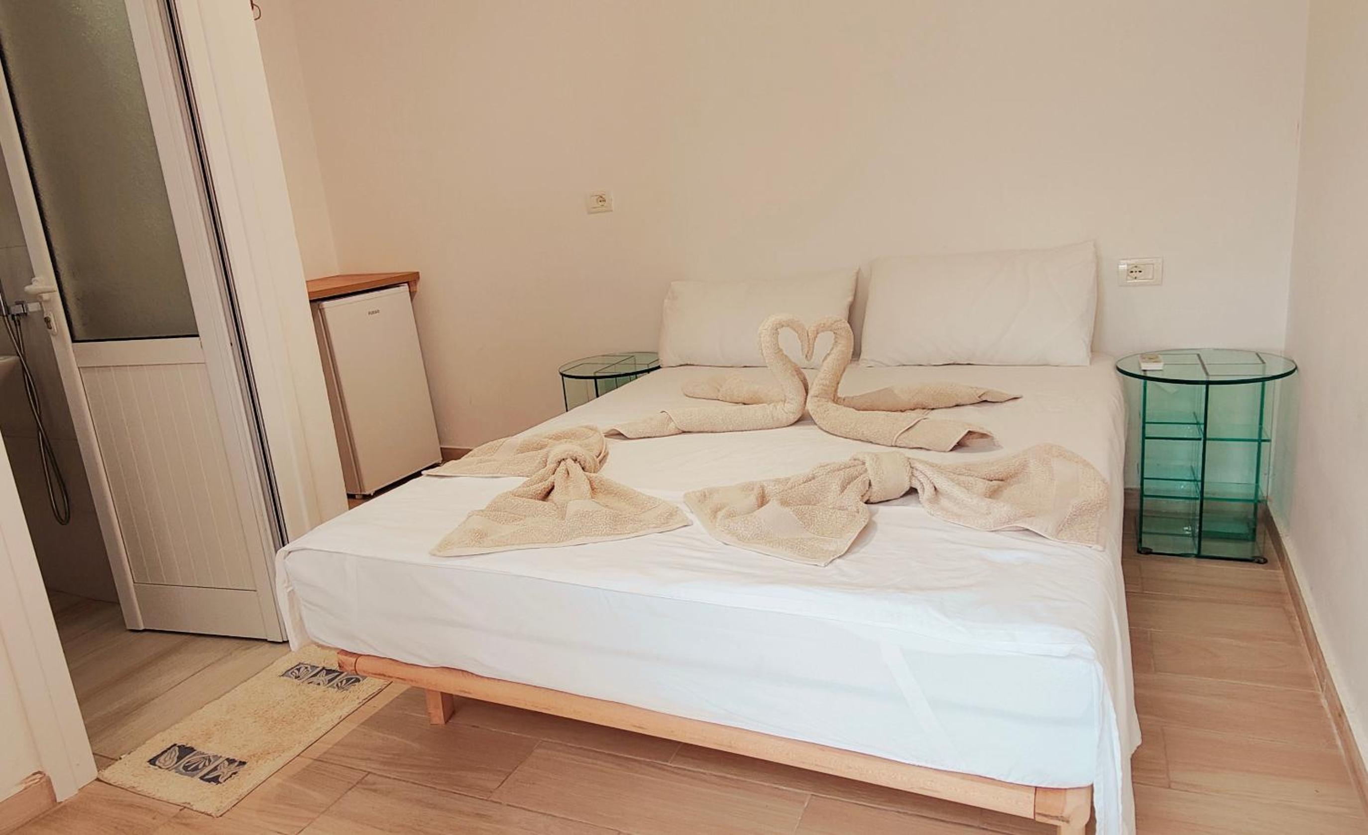 Economy Double Room photo 1