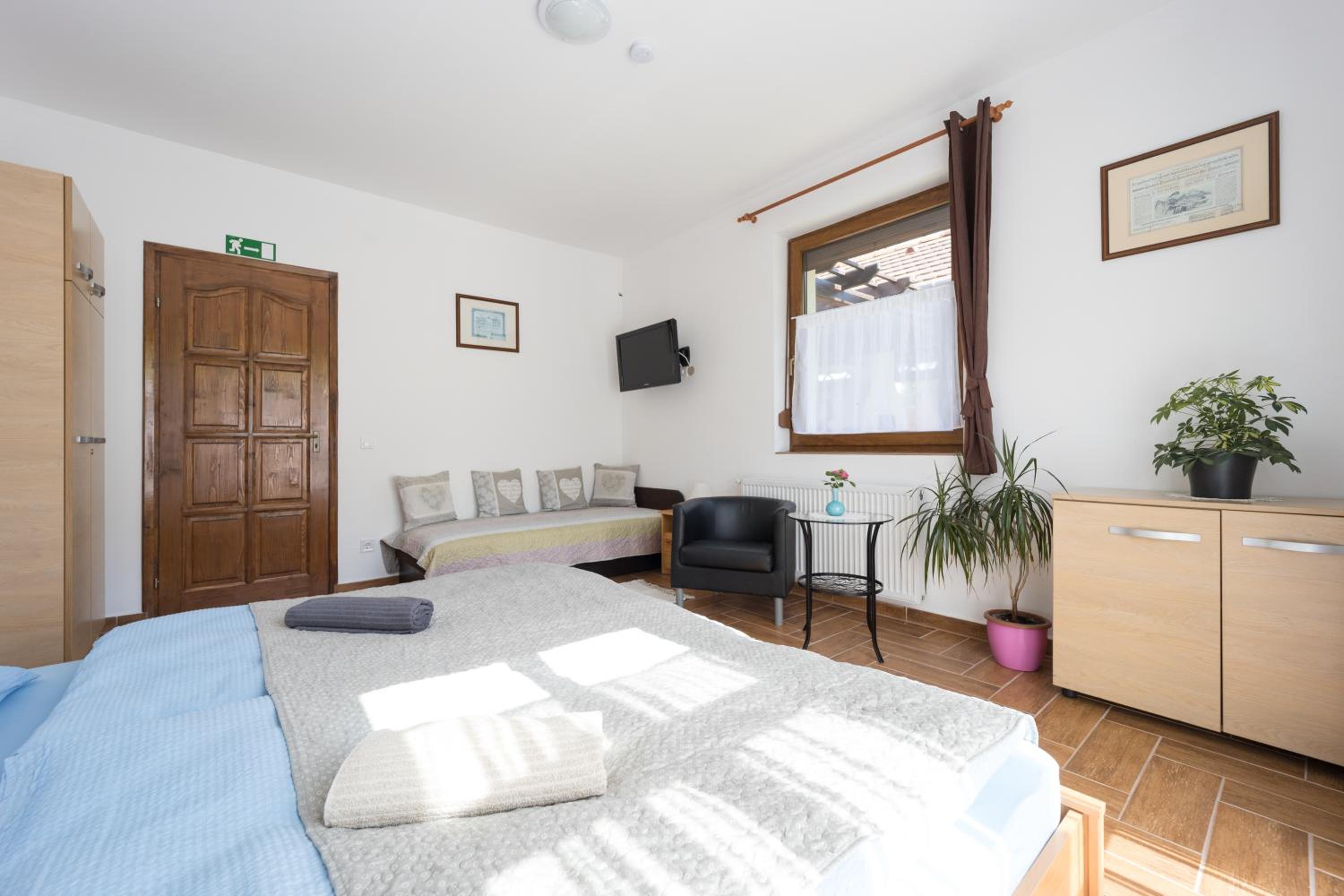 Two-Bedroom Family Apartment - Photo 13