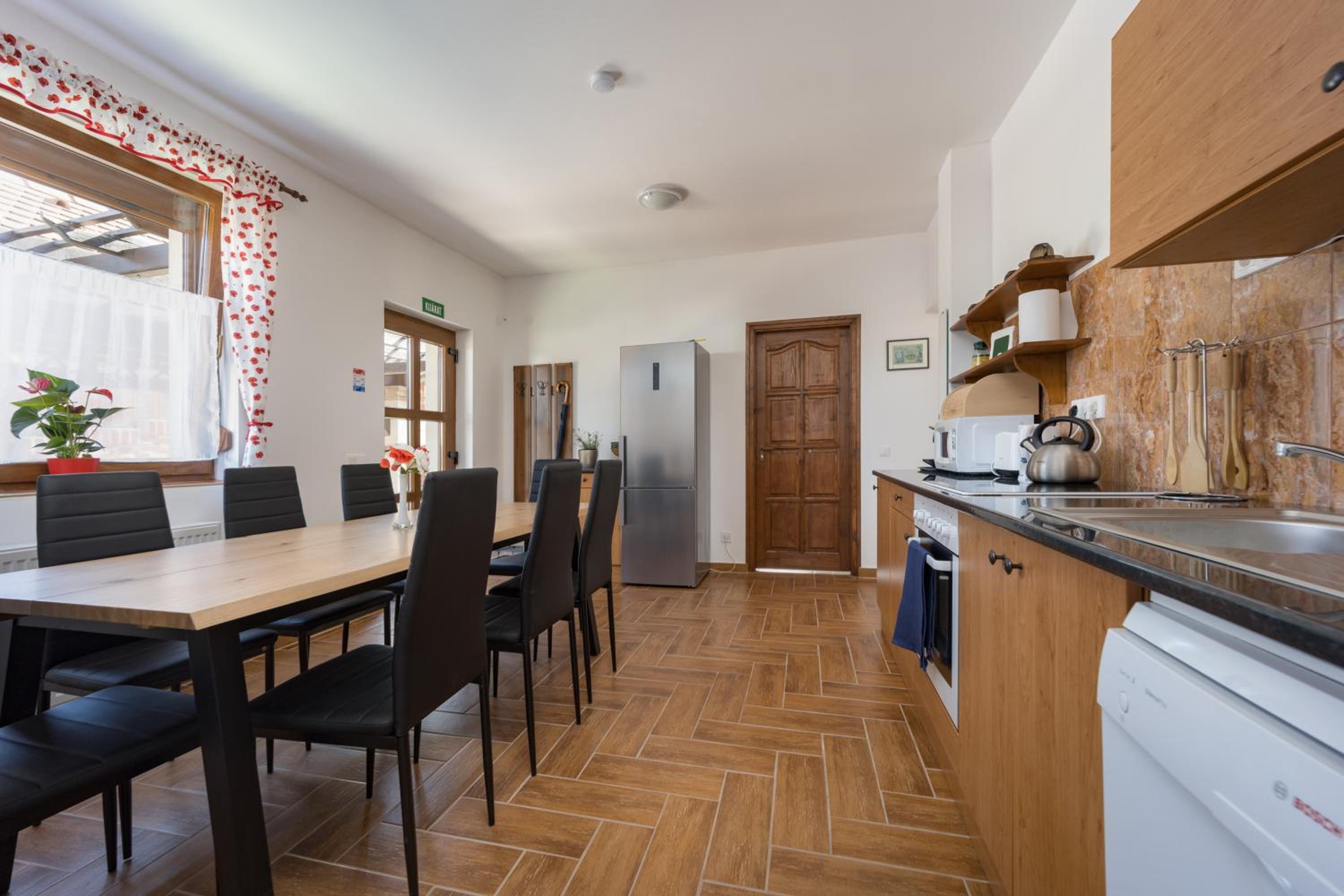 Two-Bedroom Family Apartment - Photo 14