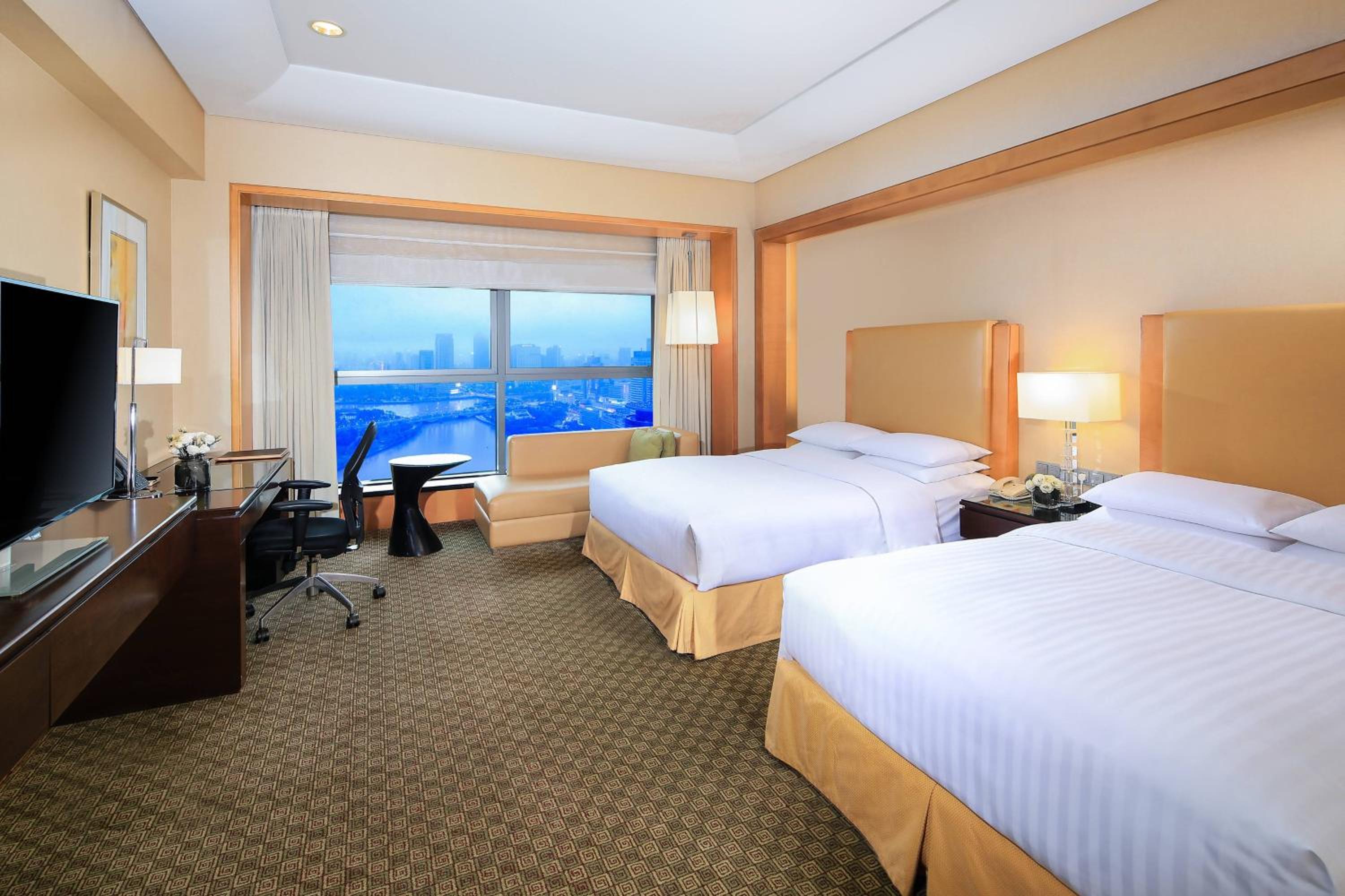 Premier Twin Room photo 3