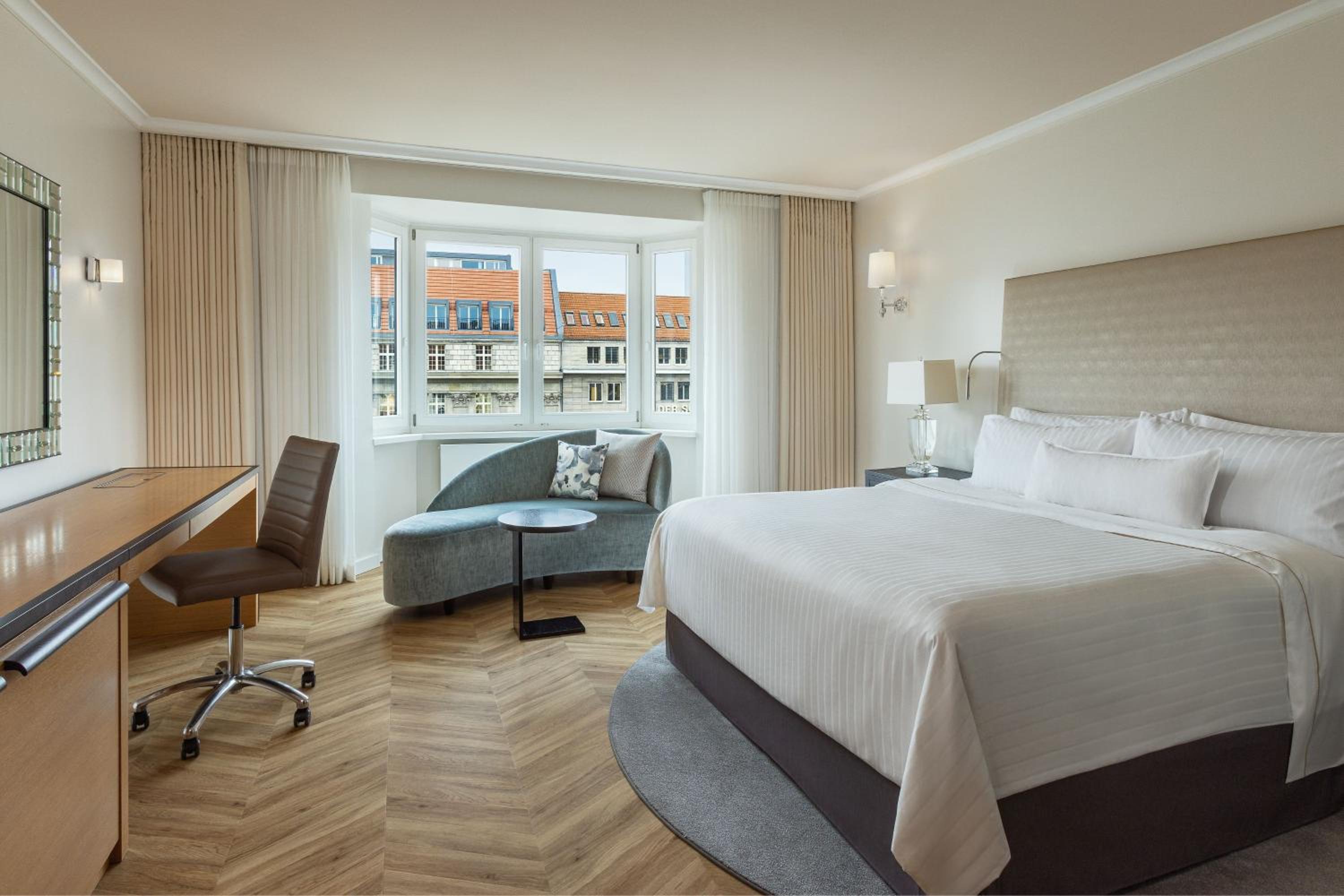 Superior Panoramic King Room