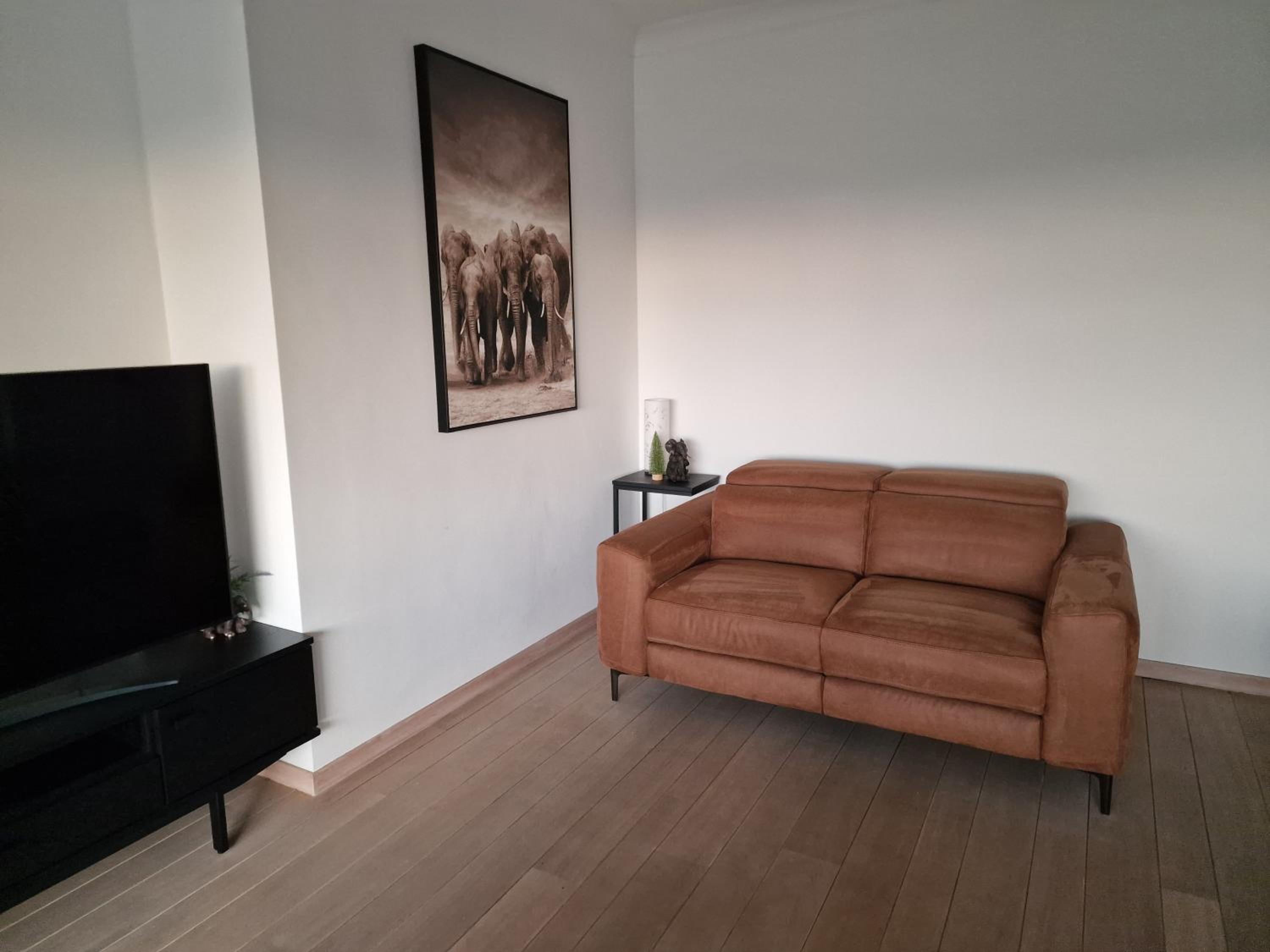 One-Bedroom Apartment photo 3