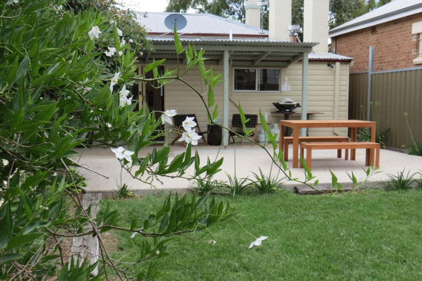 Bungalow photo 3