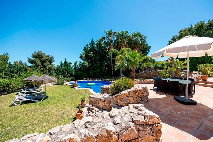 Villa photo 3