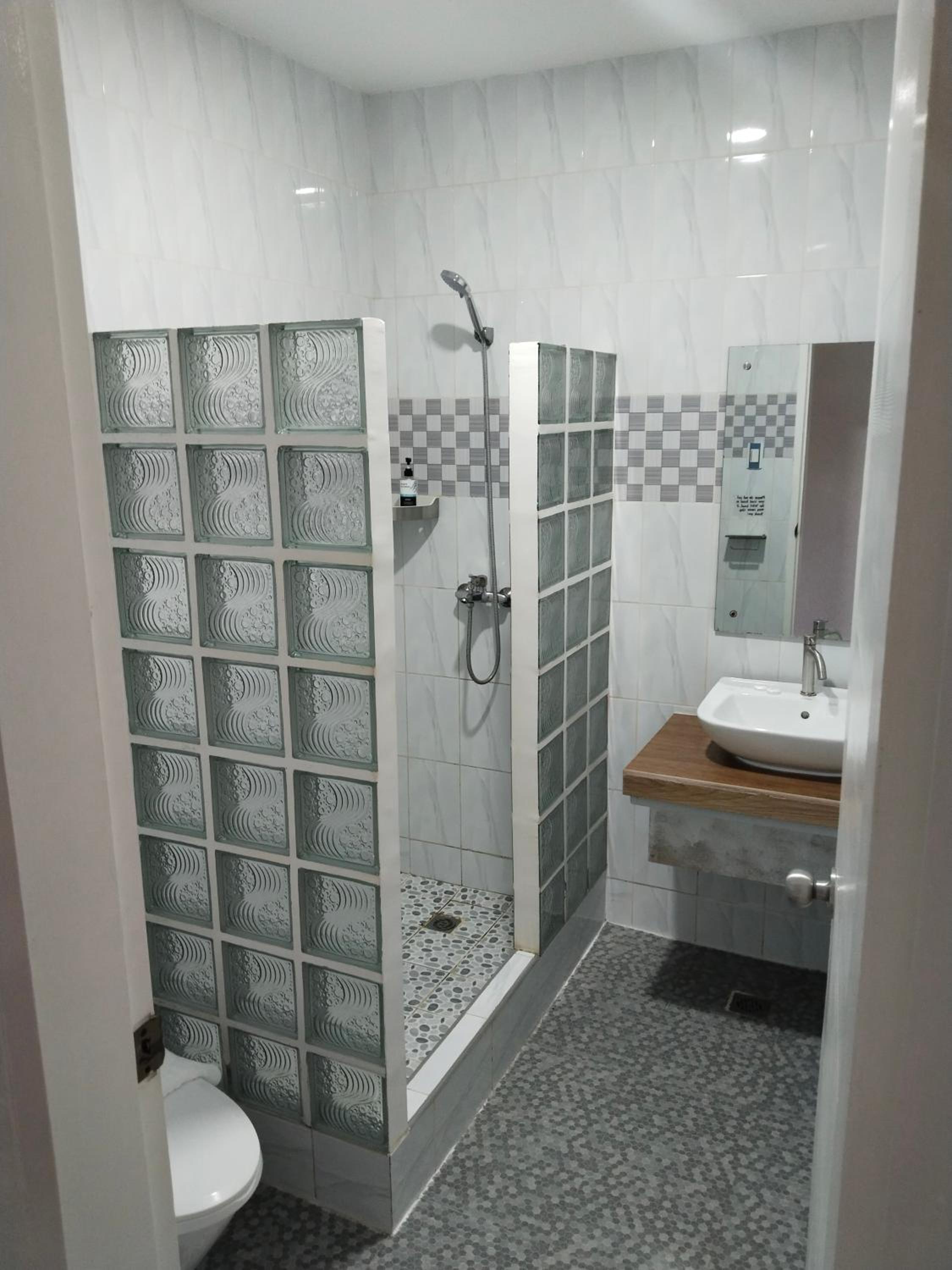 Double Room - Photo 5