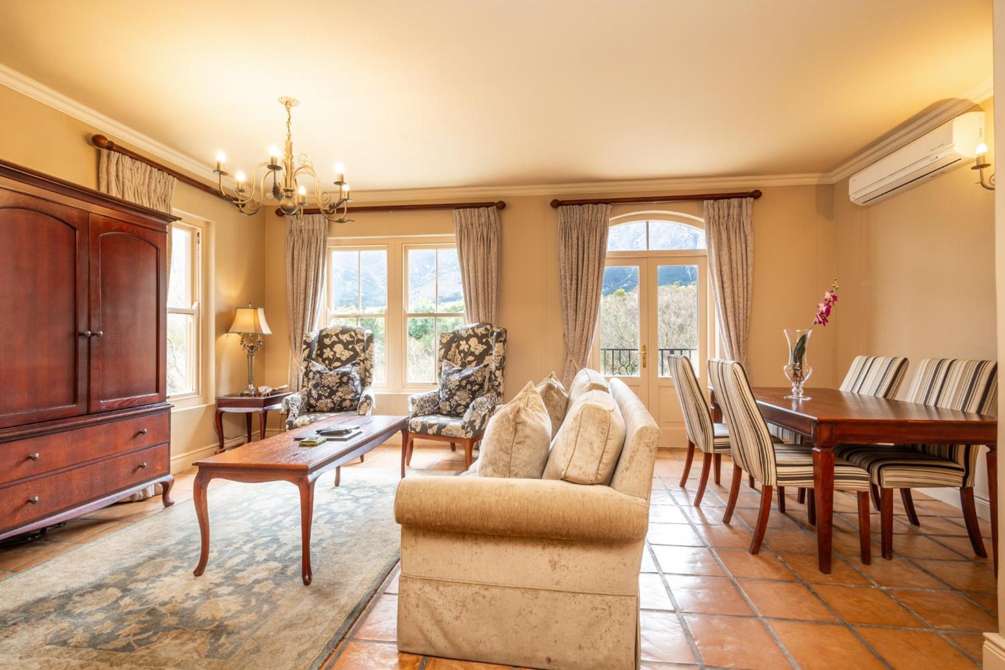Two Bedroom Villa - Lake View