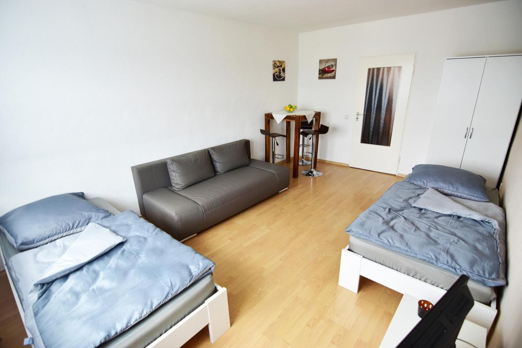 One-Bedroom Apartment photo 1