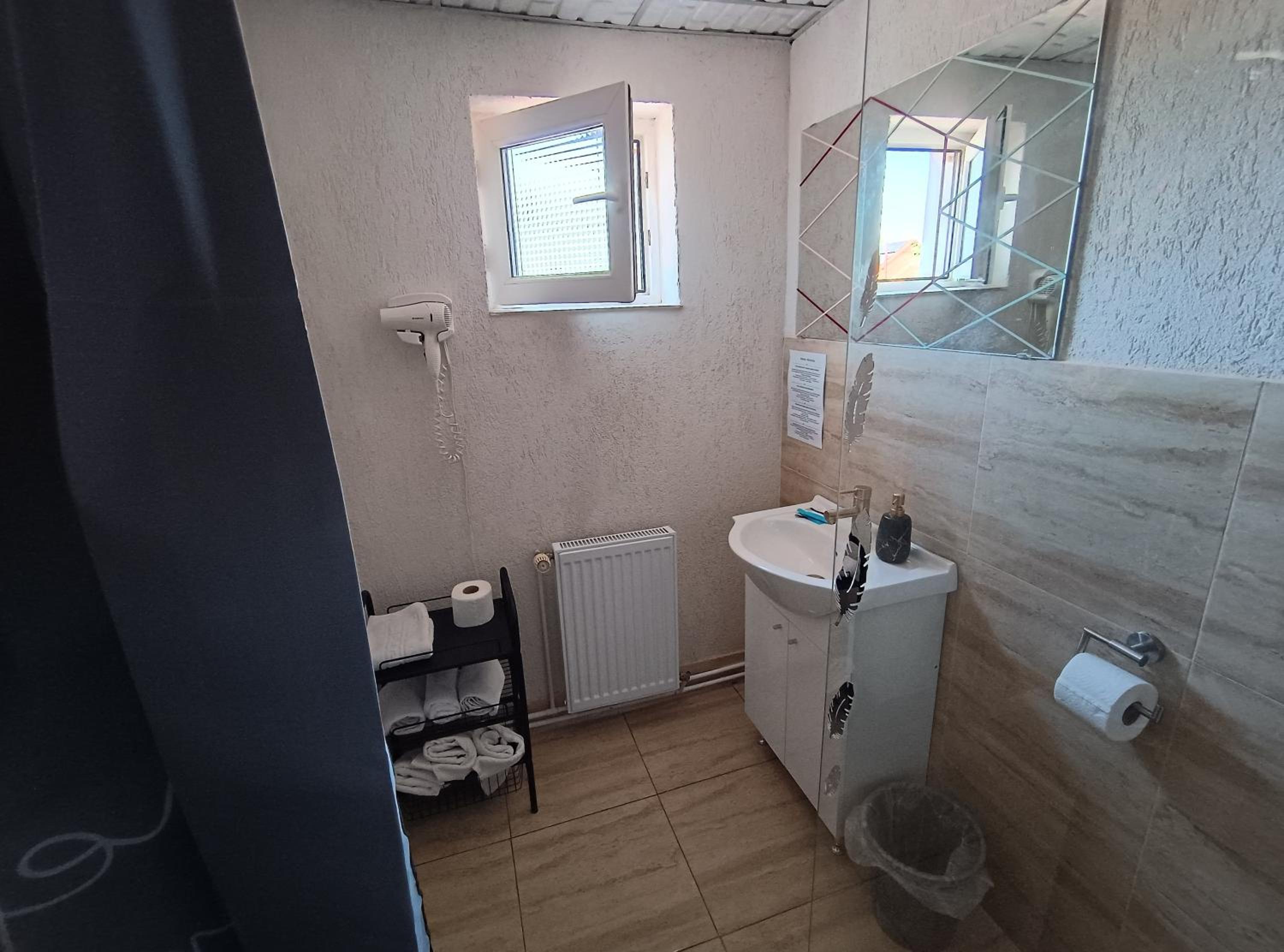 Deluxe Triple Room photo 3