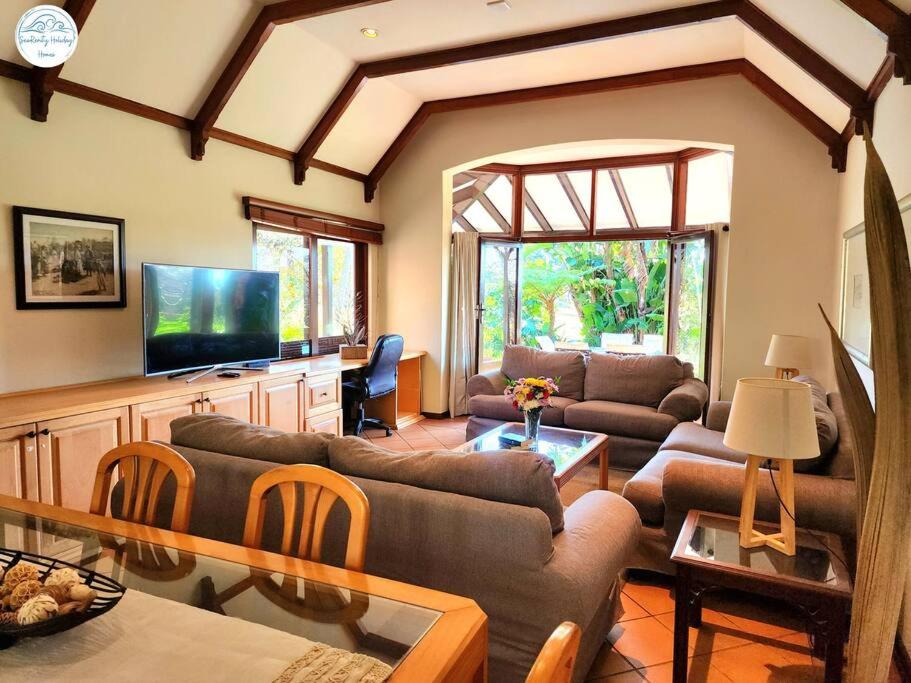 Three-Bedroom Villa photo 1