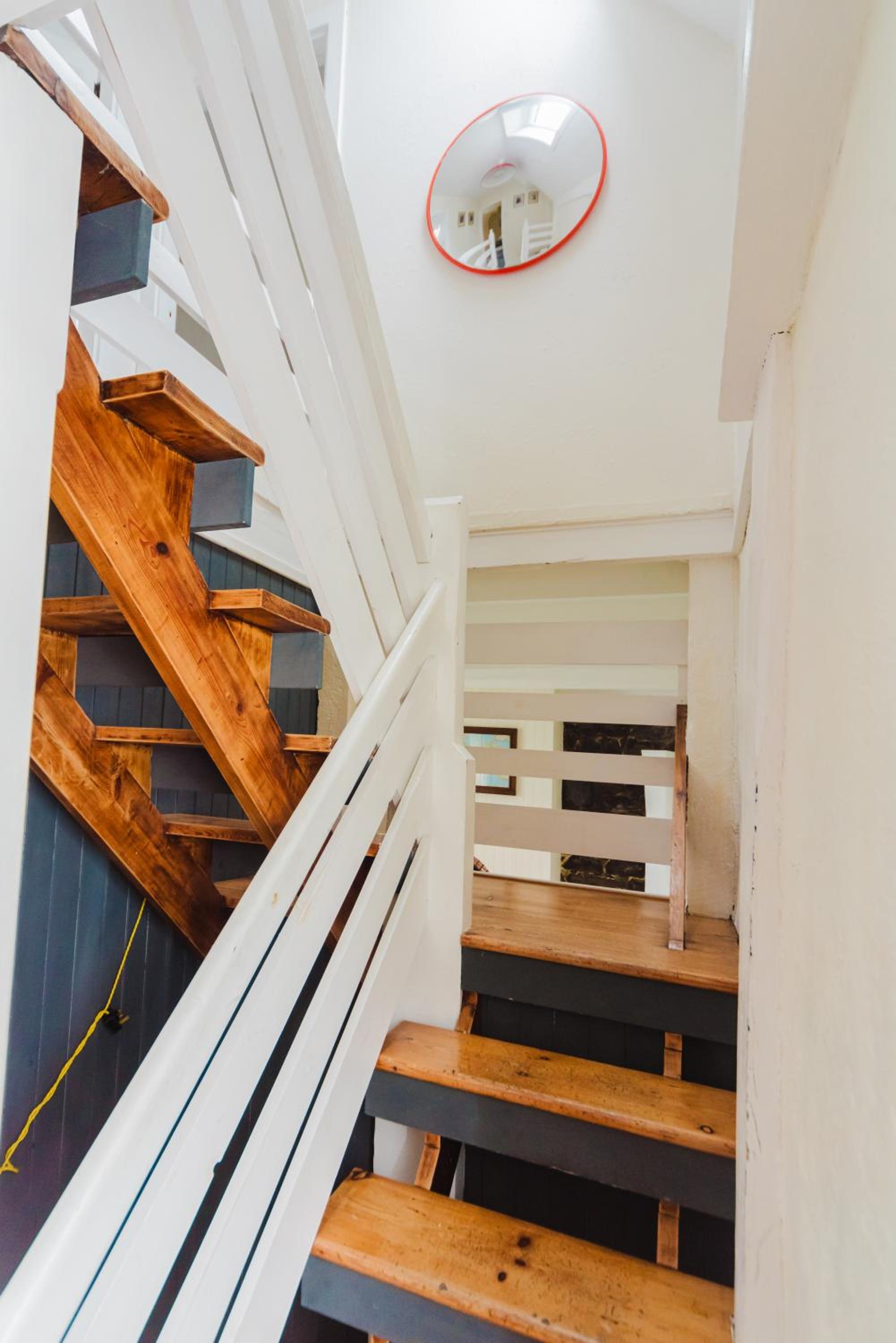 Farmhouse - Photo 11