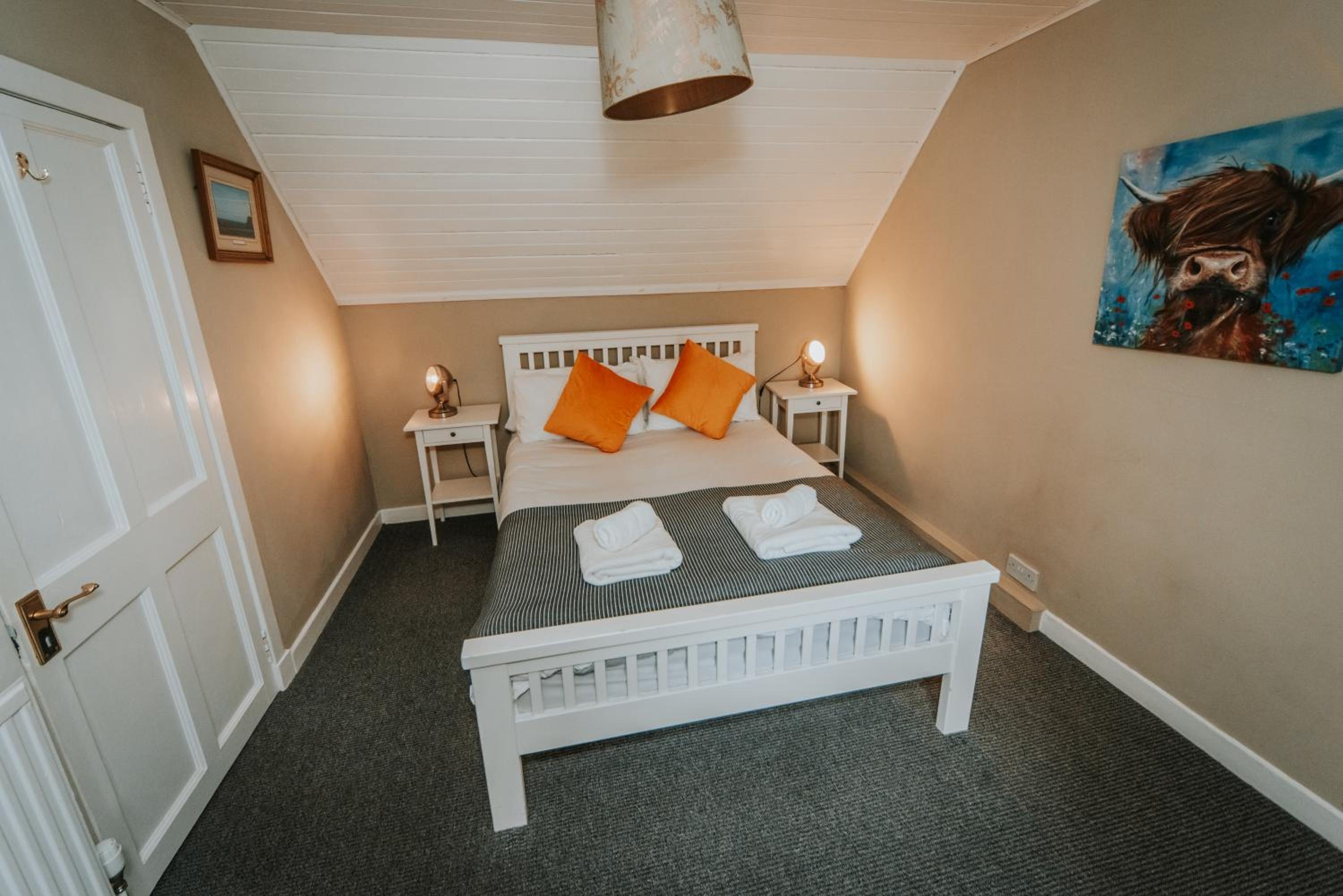 Farmhouse - Photo 16