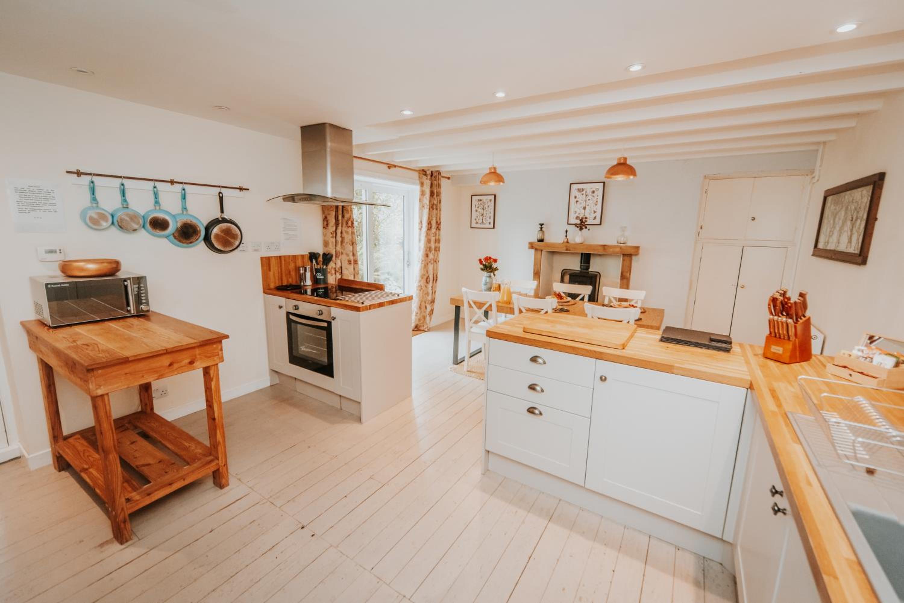 Farmhouse - Photo 25
