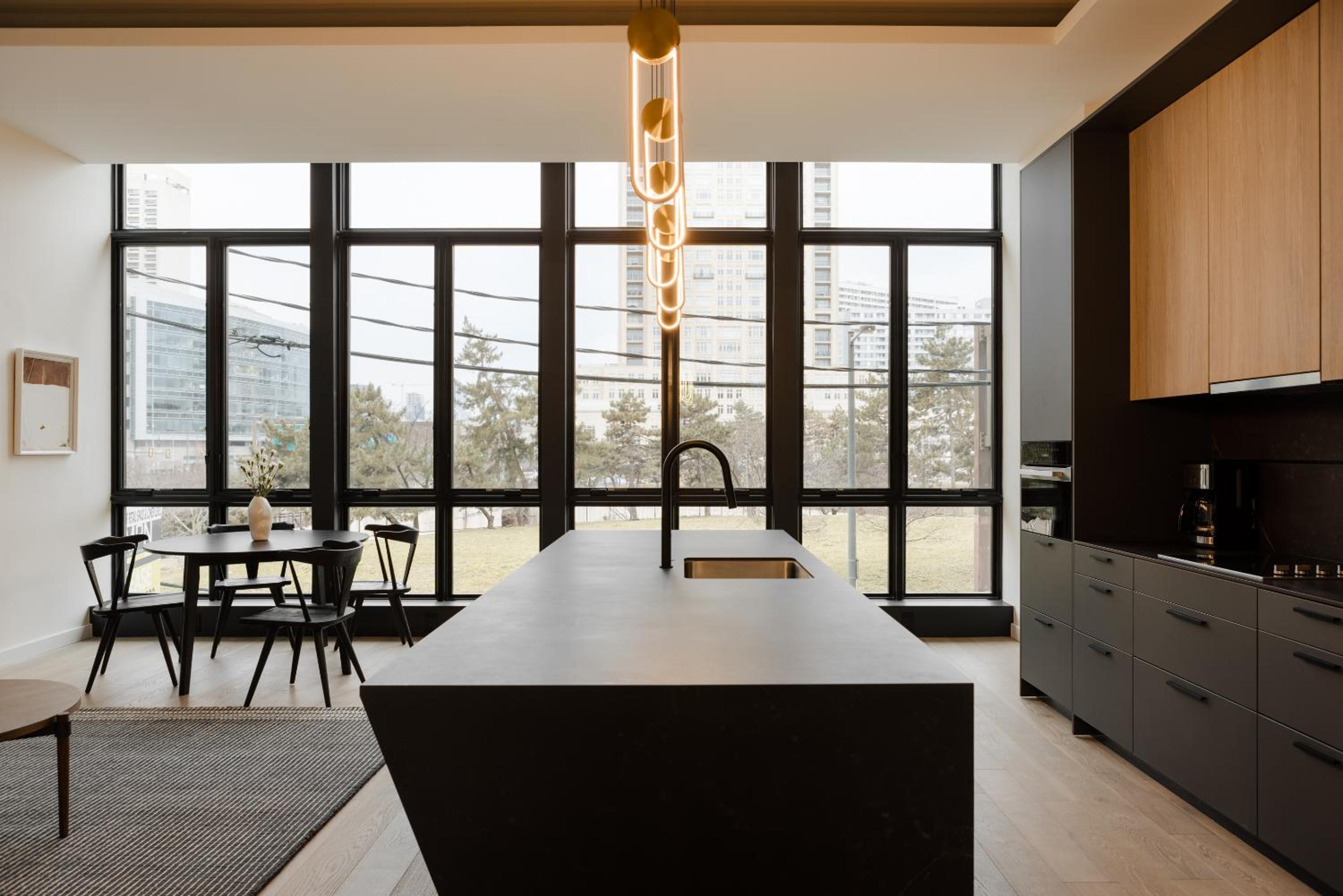 Sonder Onyx, Photo 16