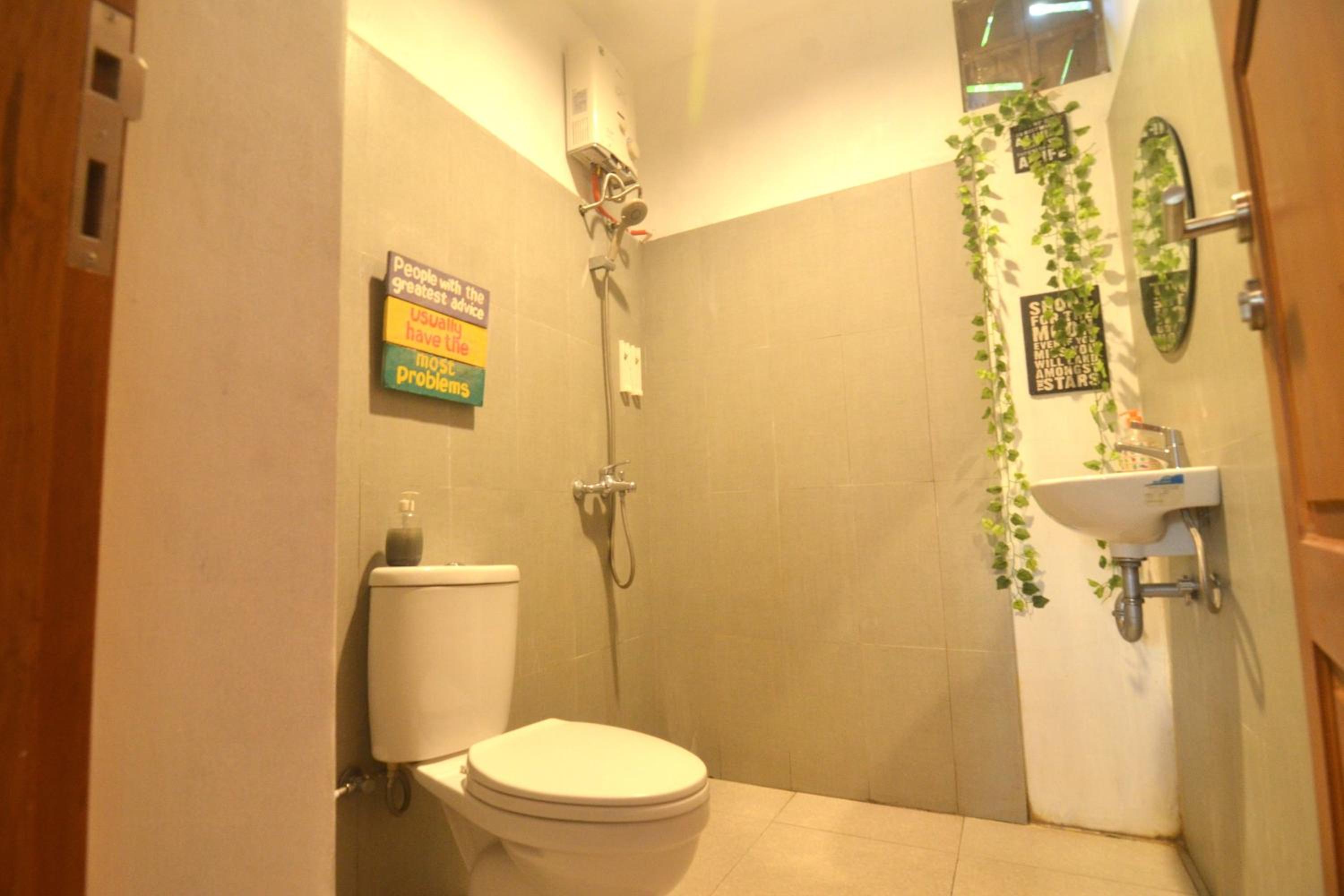 Double Room with Private Bathroom photo 3