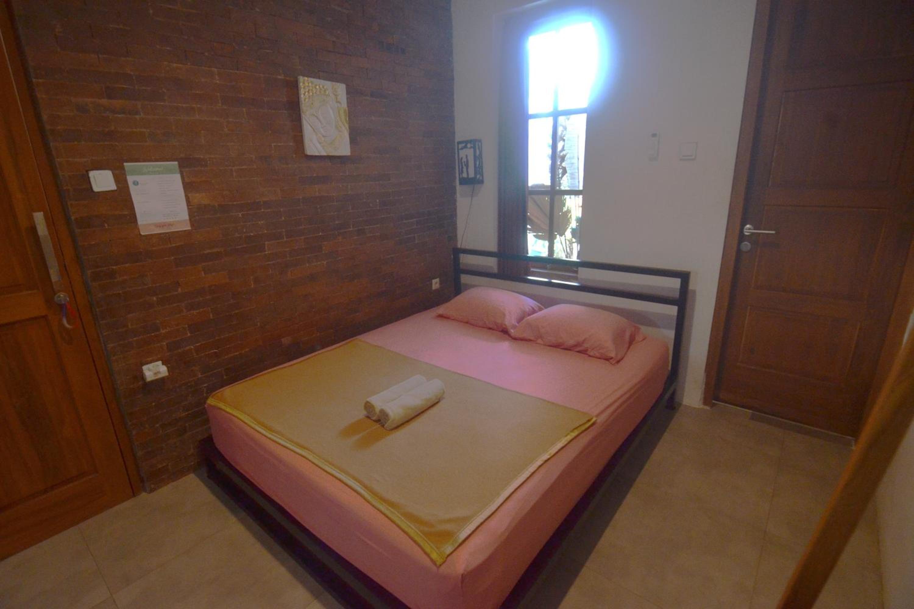 Double Room with Private Bathroom photo 1