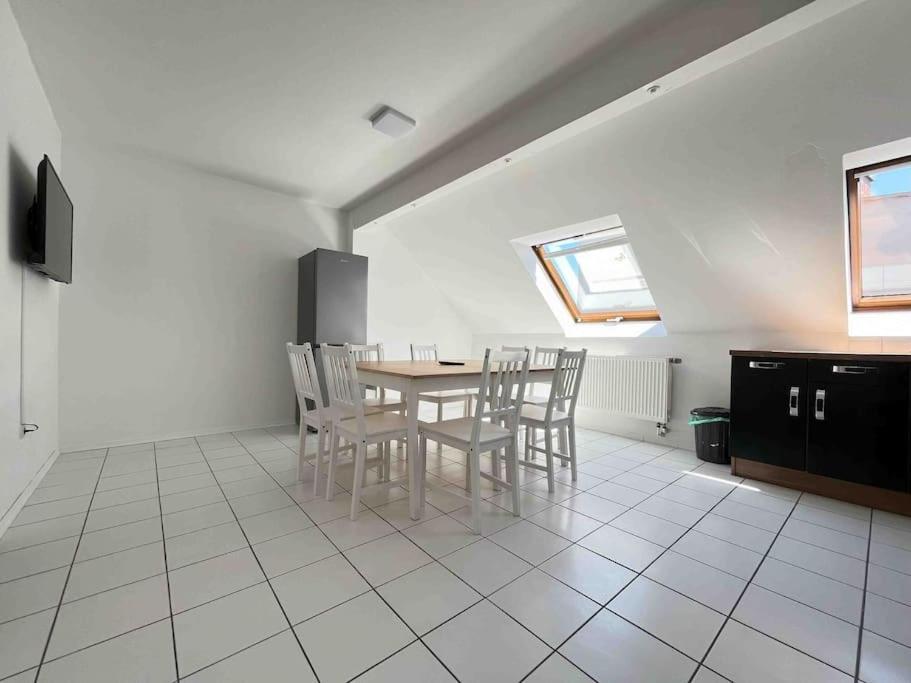 Three-Bedroom Apartment photo 2