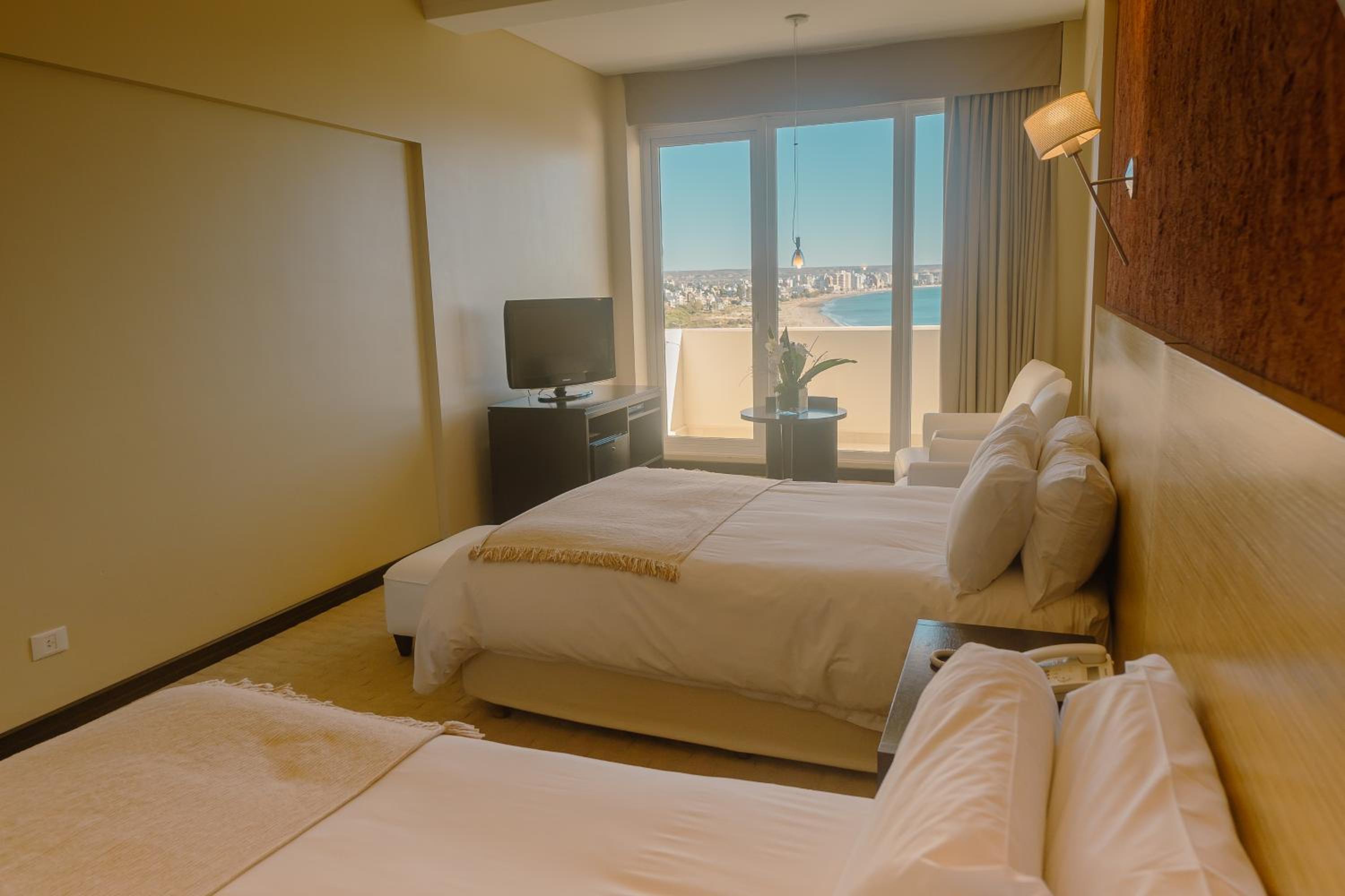 Family Junior Suite photo 2