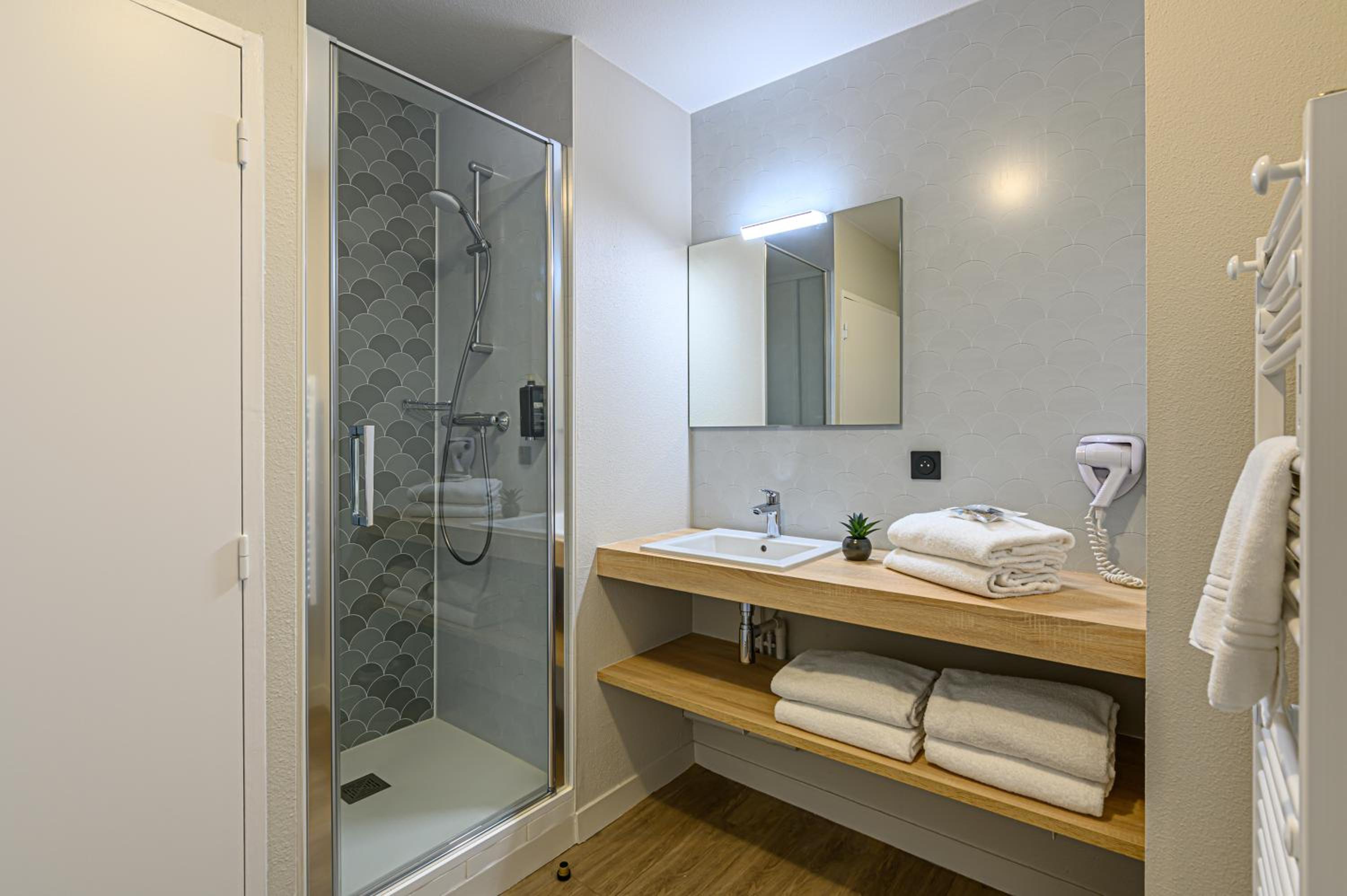 Comfort Three-Room Apartment - Photo 4