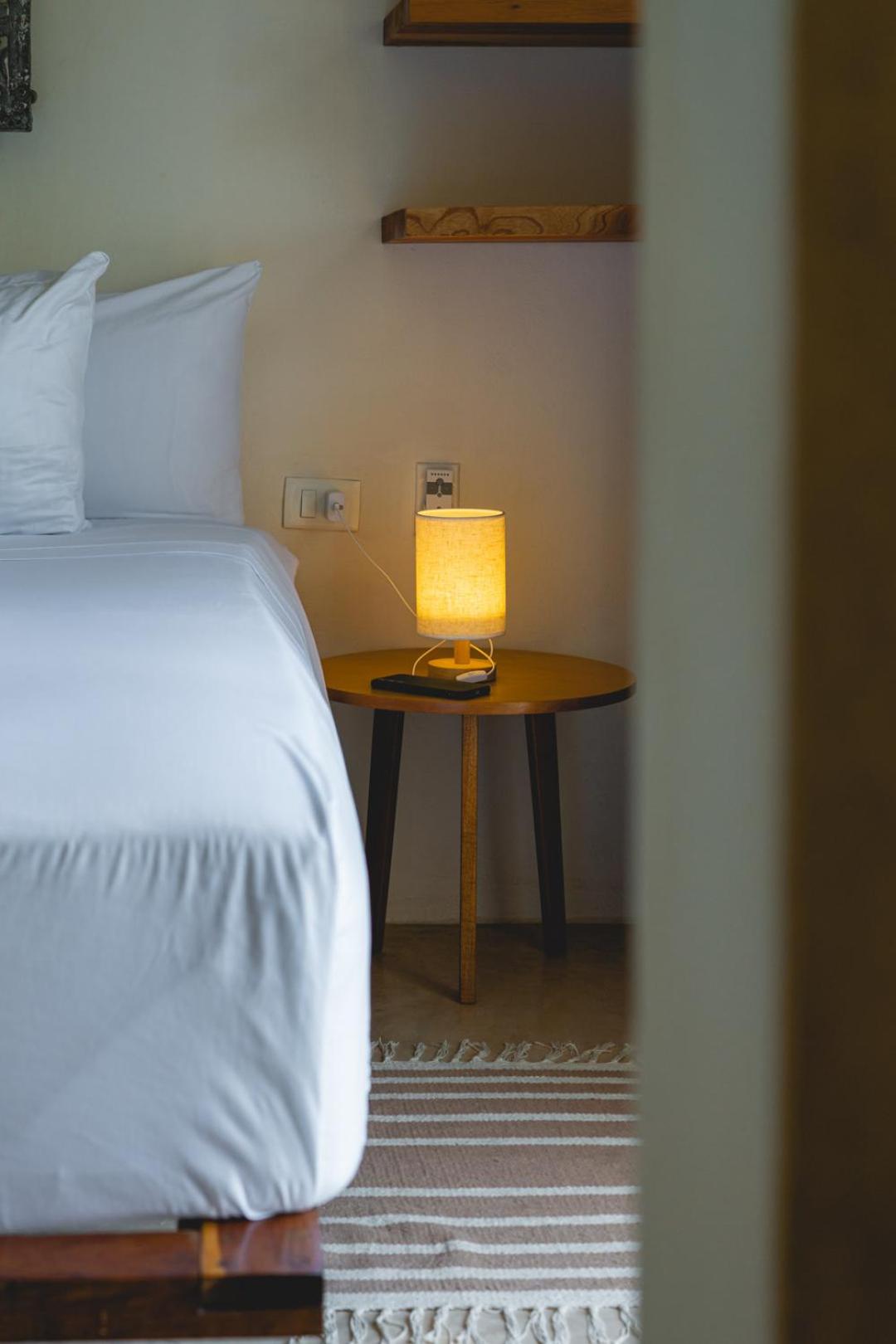 Double Room with Balcony - Photo 21