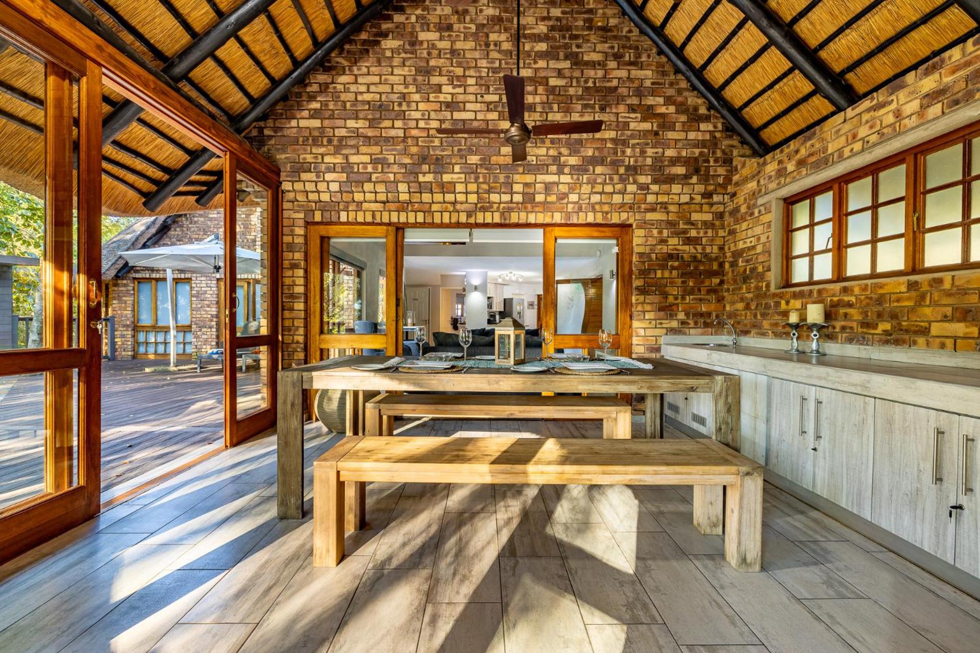 Three-Bedroom Chalet photo 2