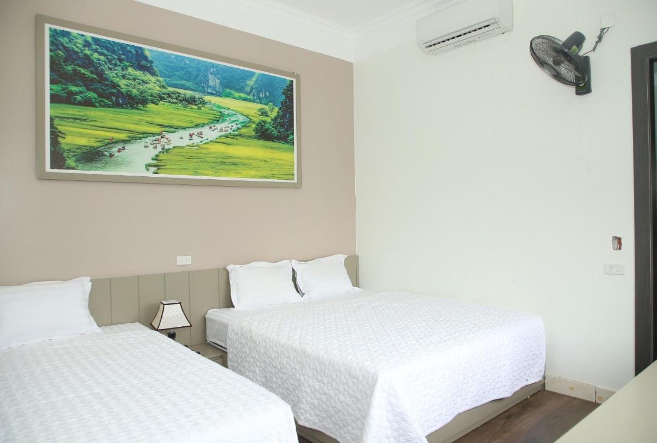 Quadruple Room with Balcony photo 3