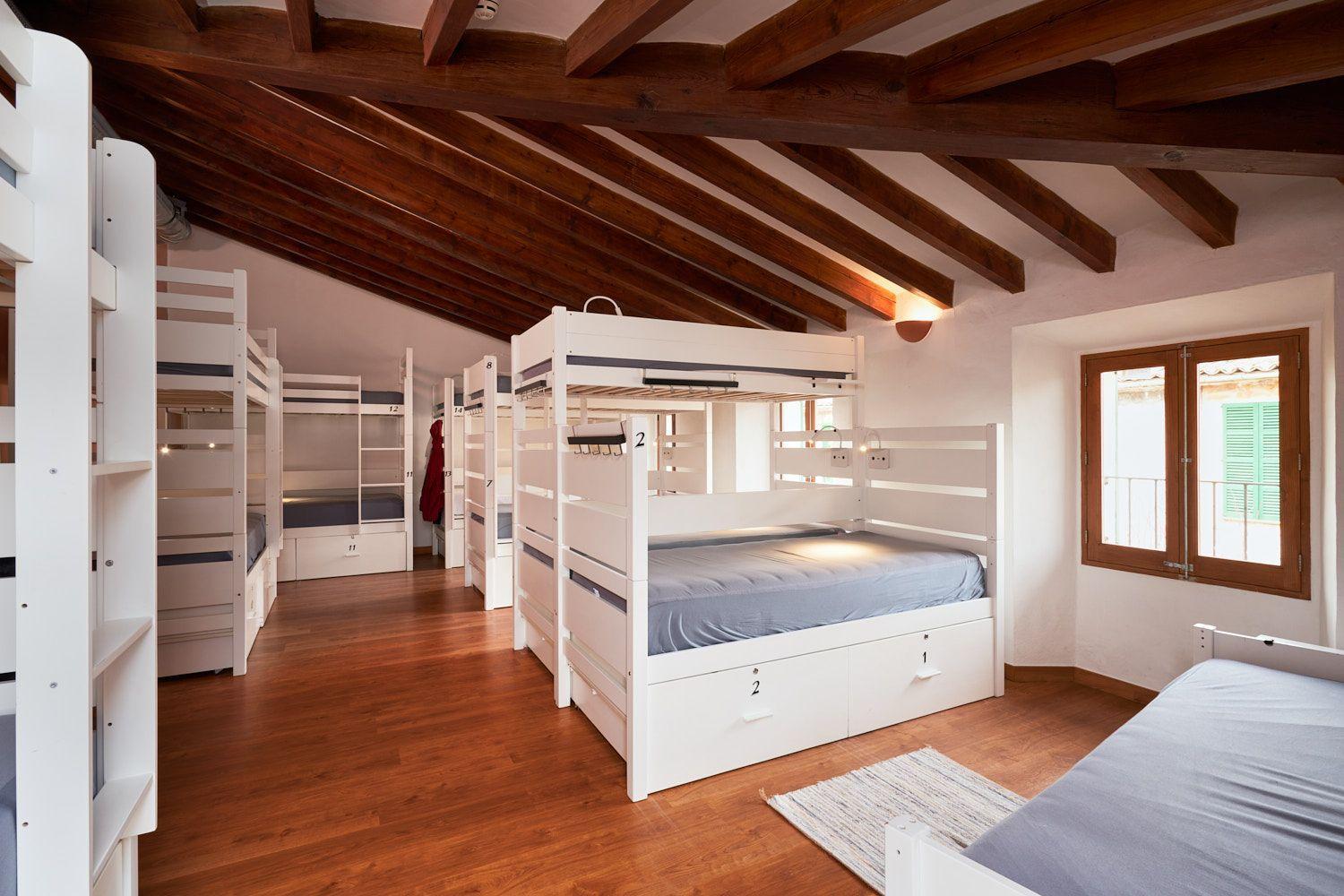 14 - Bed in Mixed dormitory room photo 3