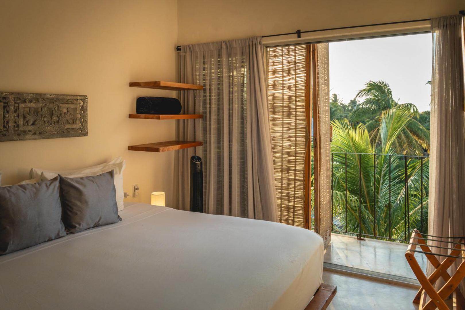 Double Room with Balcony - Photo 1